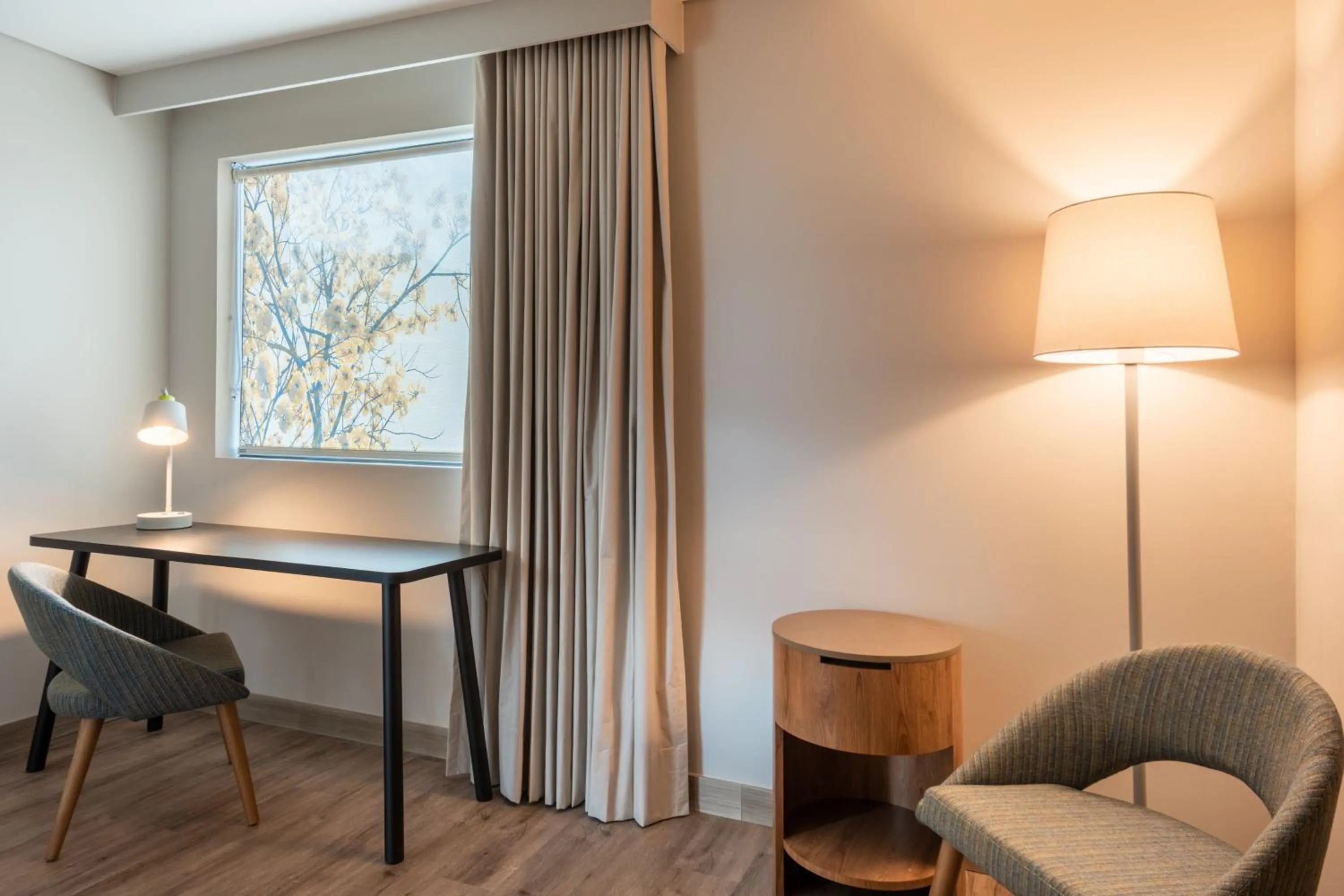 Photo of the whole room in Fairfield by Marriott Medellin Sabaneta