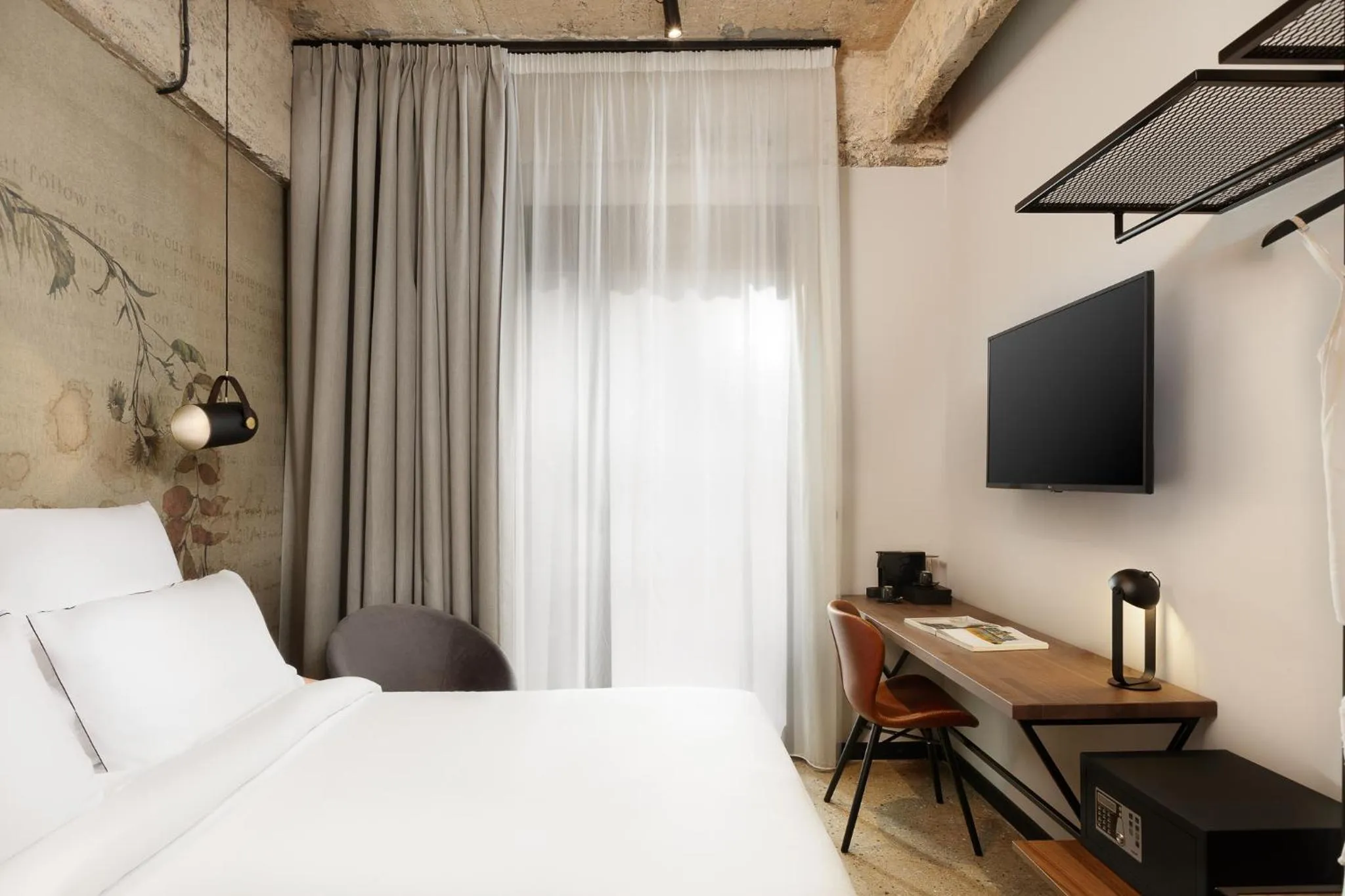 Photo of the whole room, Bed in Anise, Aluma Hotels & Resorts