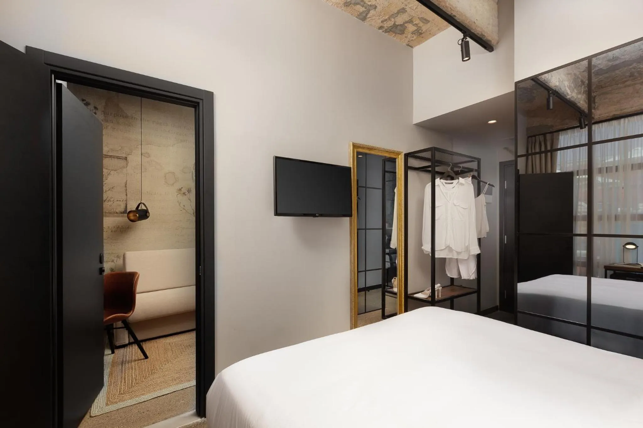 Photo of the whole room, Bed in Anise, Aluma Hotels & Resorts