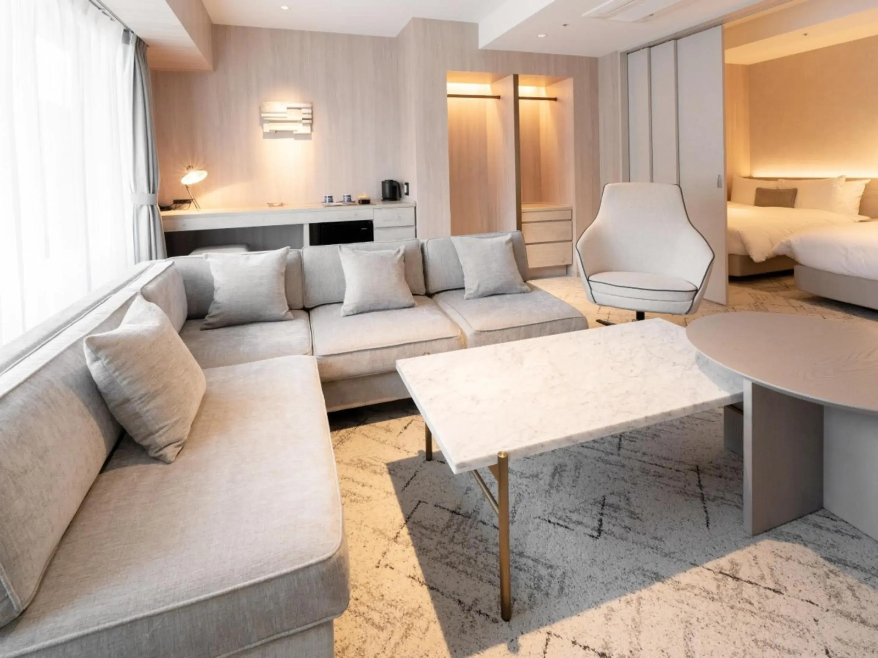 Deluxe Twin Room in HOTEL THE LEBEN OSAKA Deluxe Twin Room in HOTEL THE LEBEN OSAKA