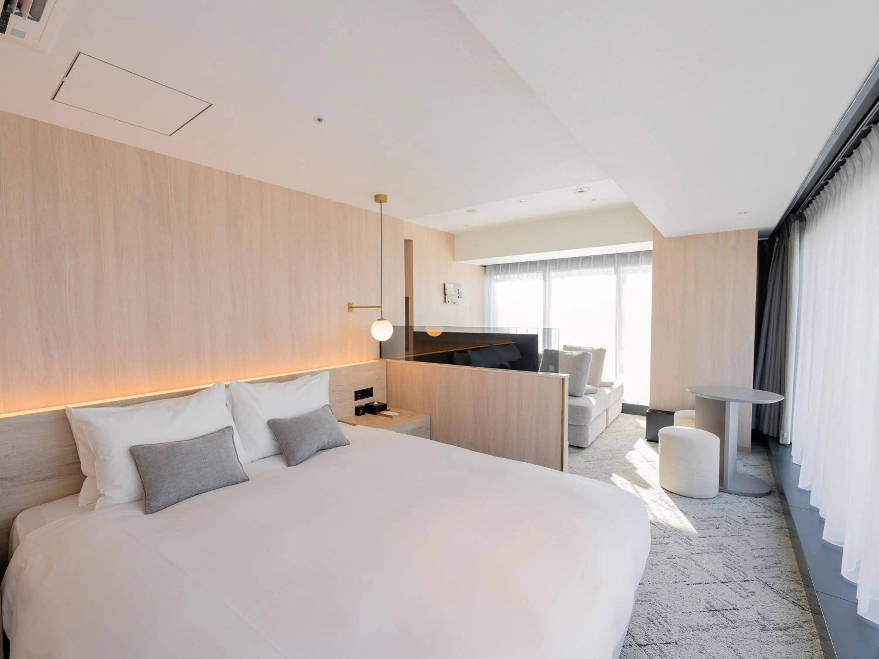 Bed in HOTEL THE LEBEN OSAKA