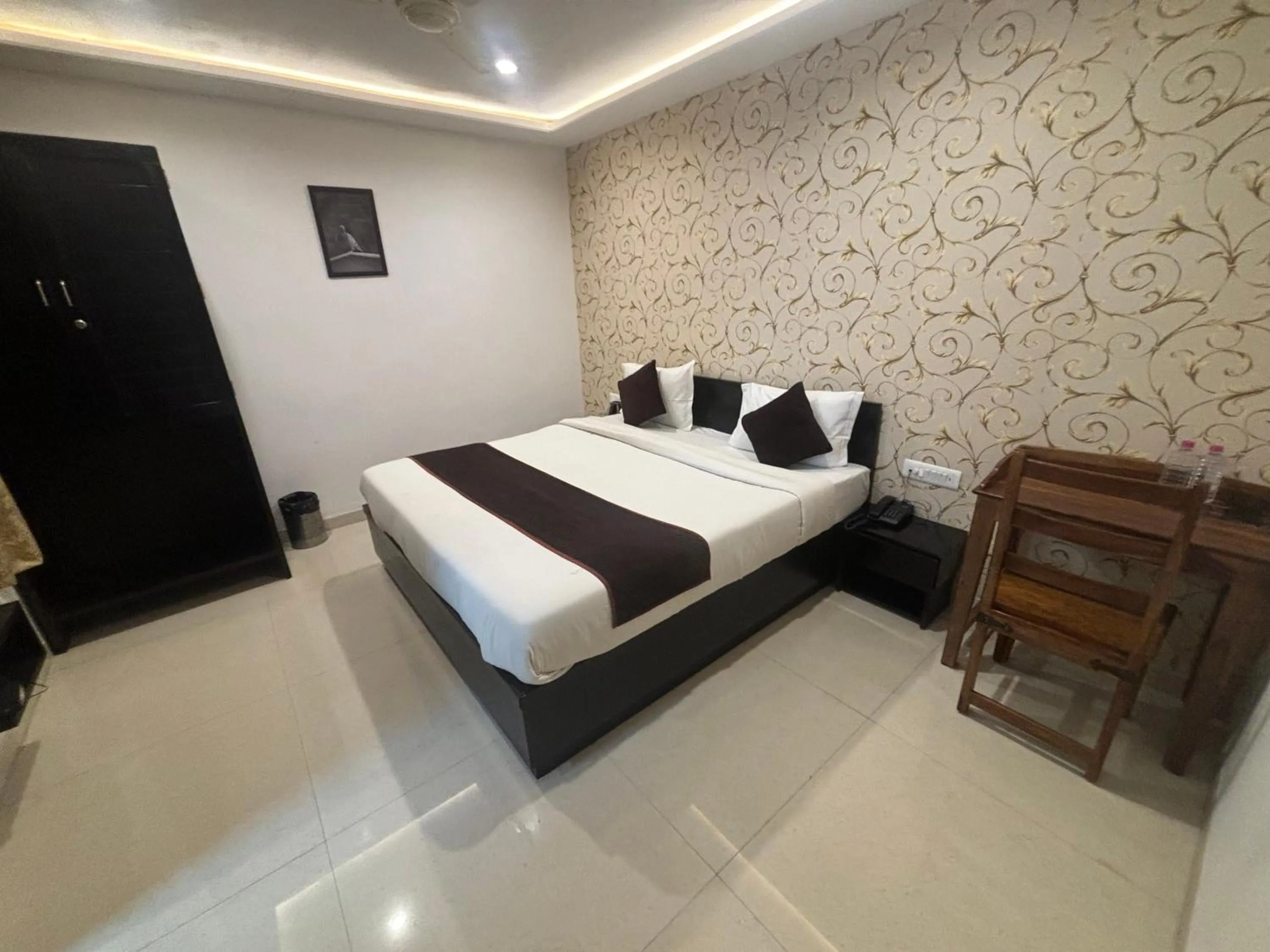 Bed in Hotel Life Inn