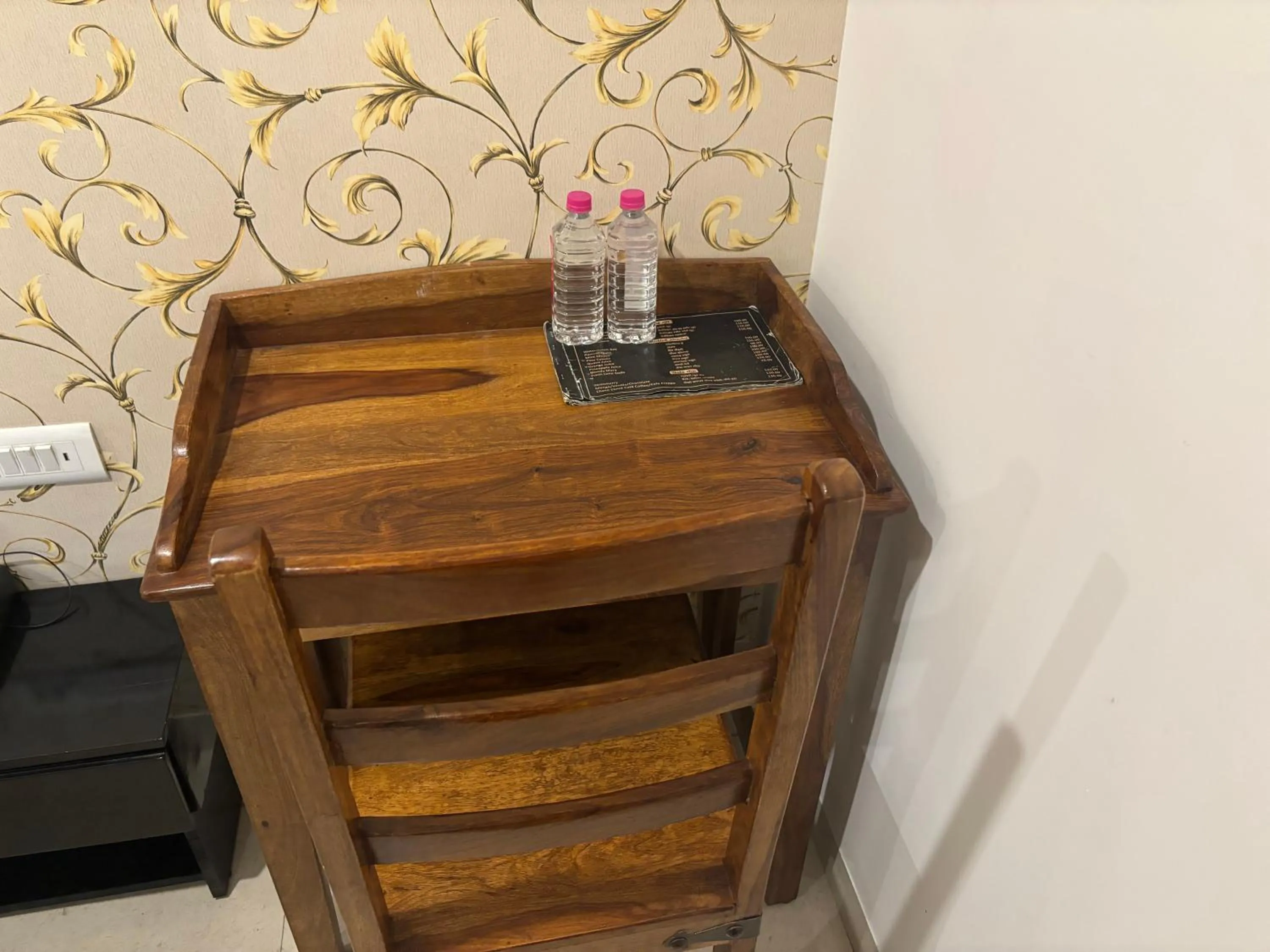 hair dresser in Hotel Life Inn