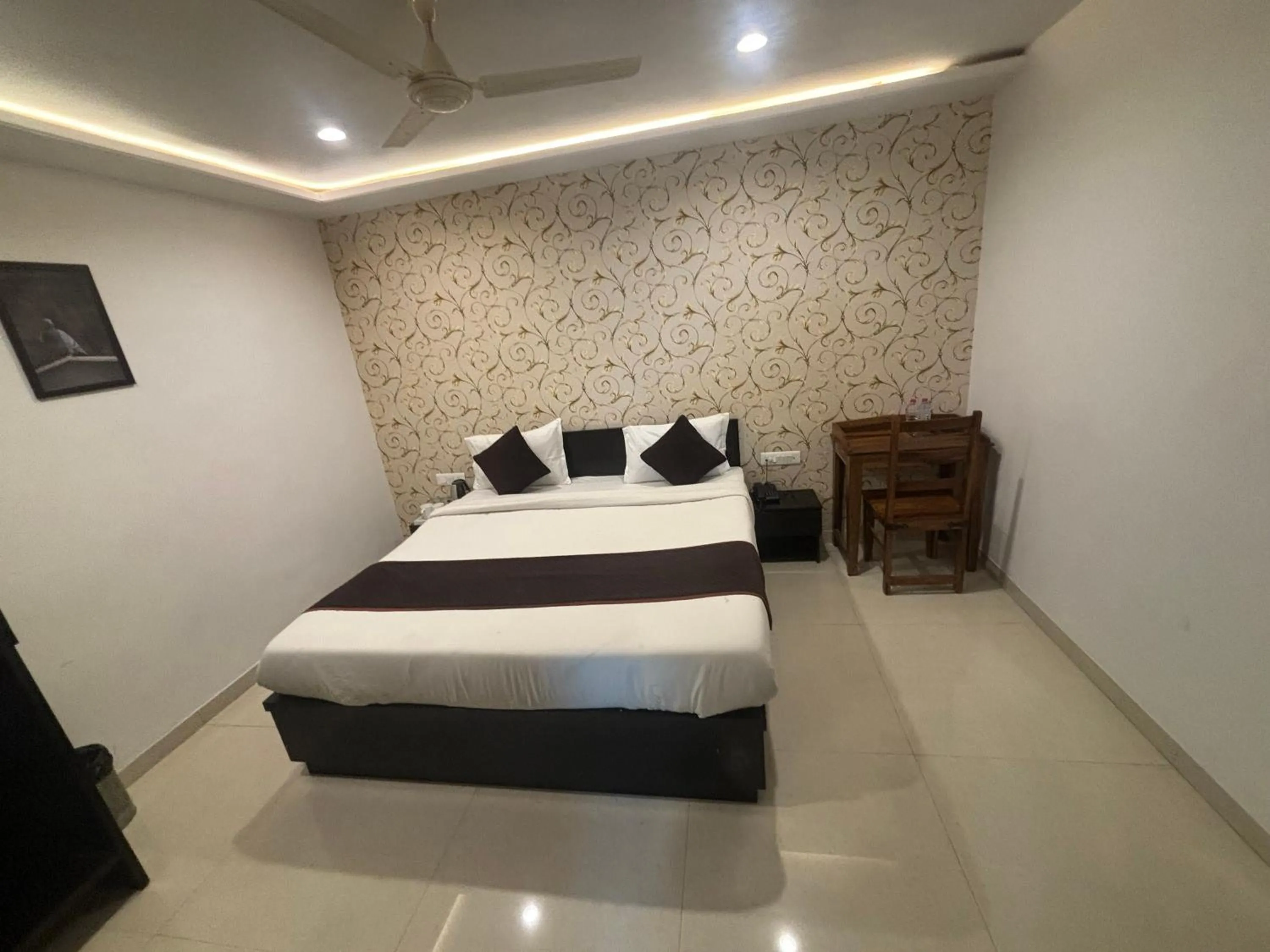 Bed in Hotel Life Inn