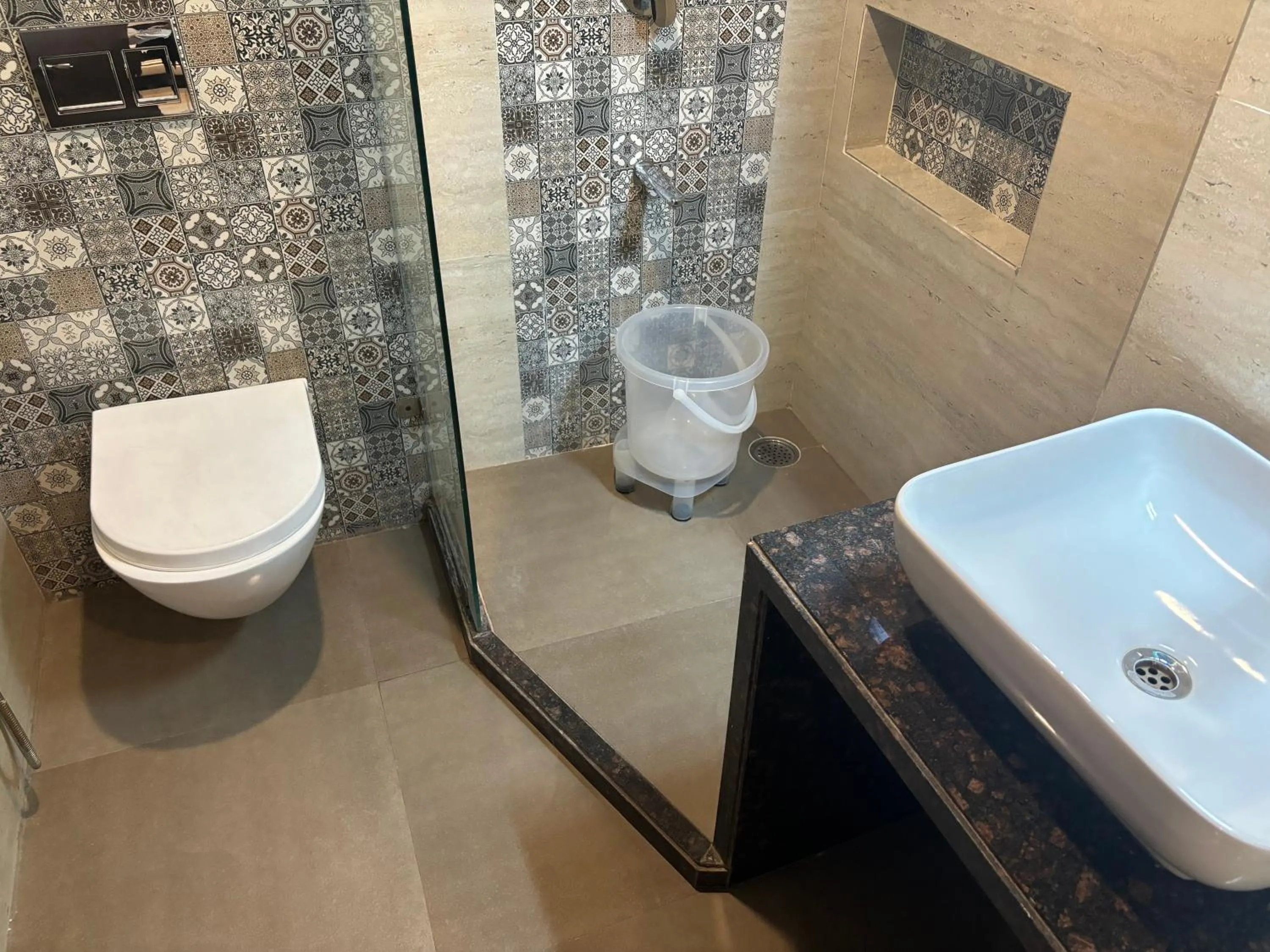 Bathroom in Hotel Life Inn