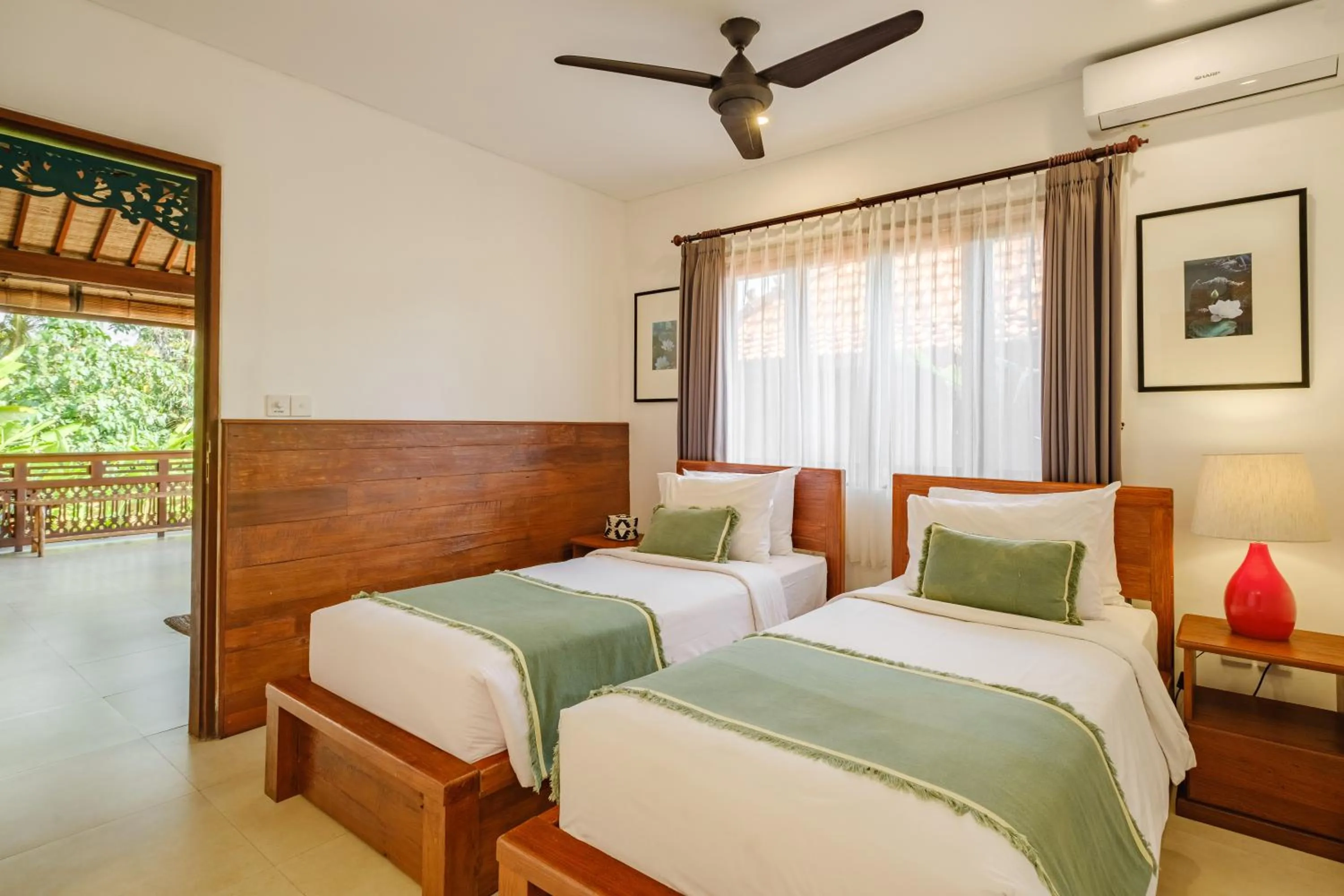 Bed in Villa Asrava Ubud