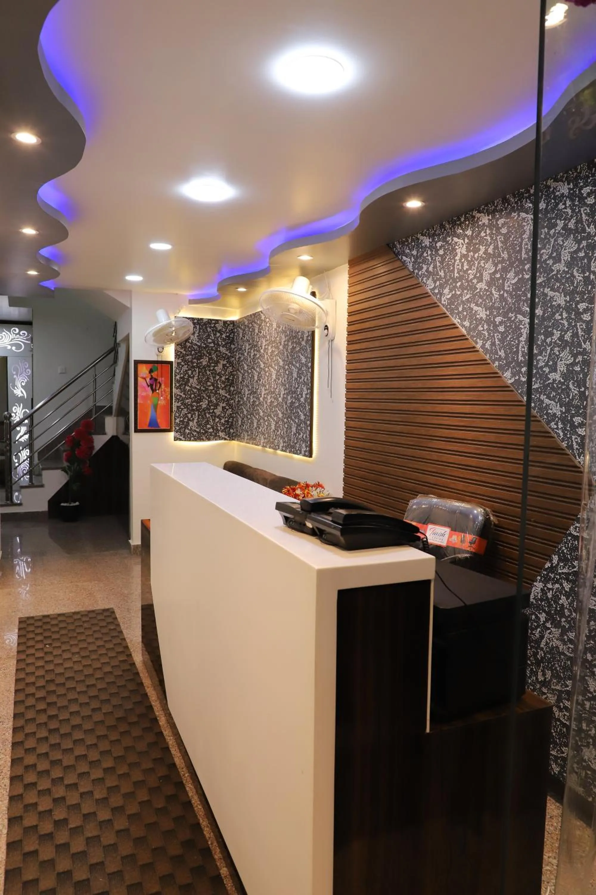 Lobby or reception in HOTEL SHEEBA