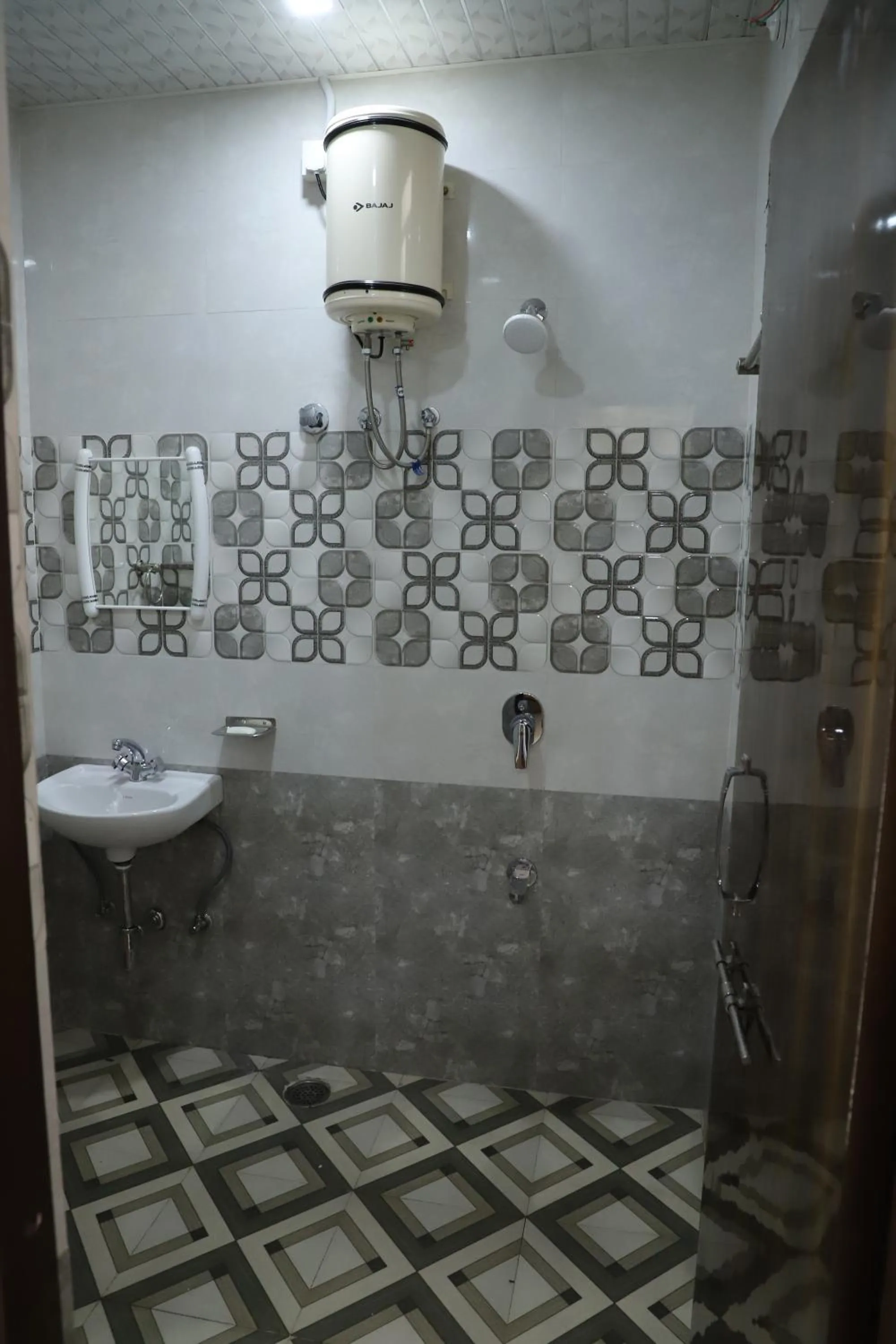 Bathroom in HOTEL SHEEBA