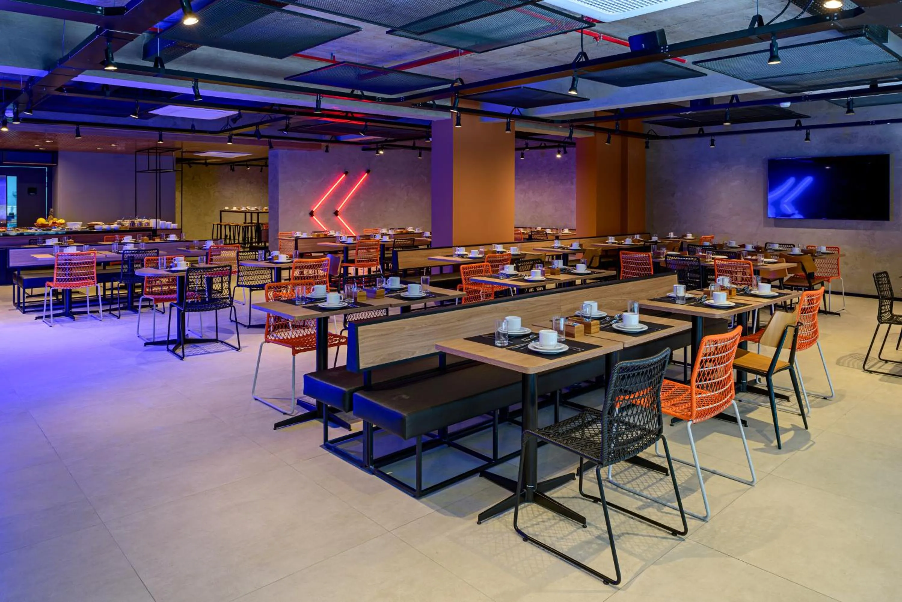 Restaurant/places to eat in Ibis Balneario Camboriu