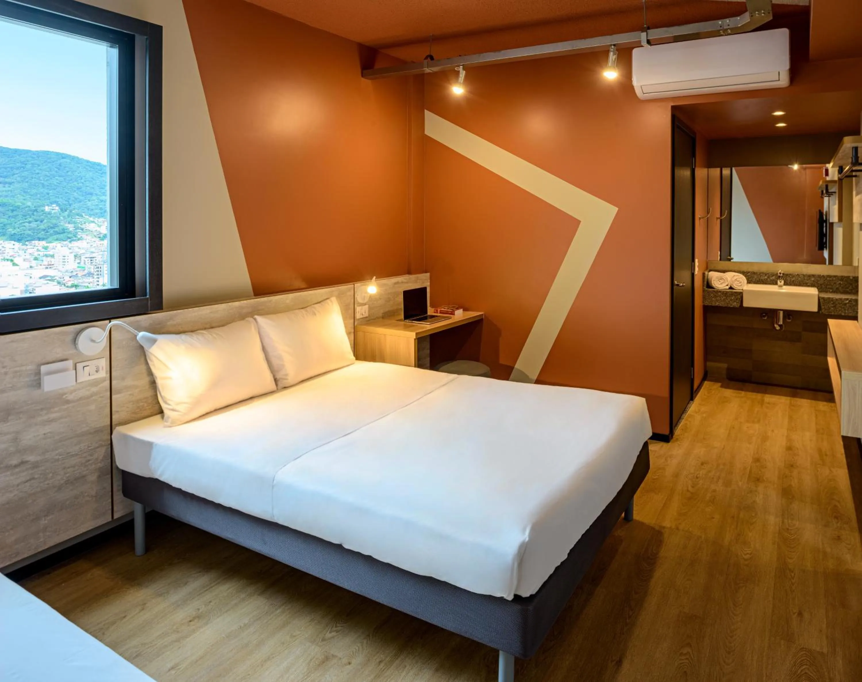Bed in Ibis Budget Balneario Camboriu