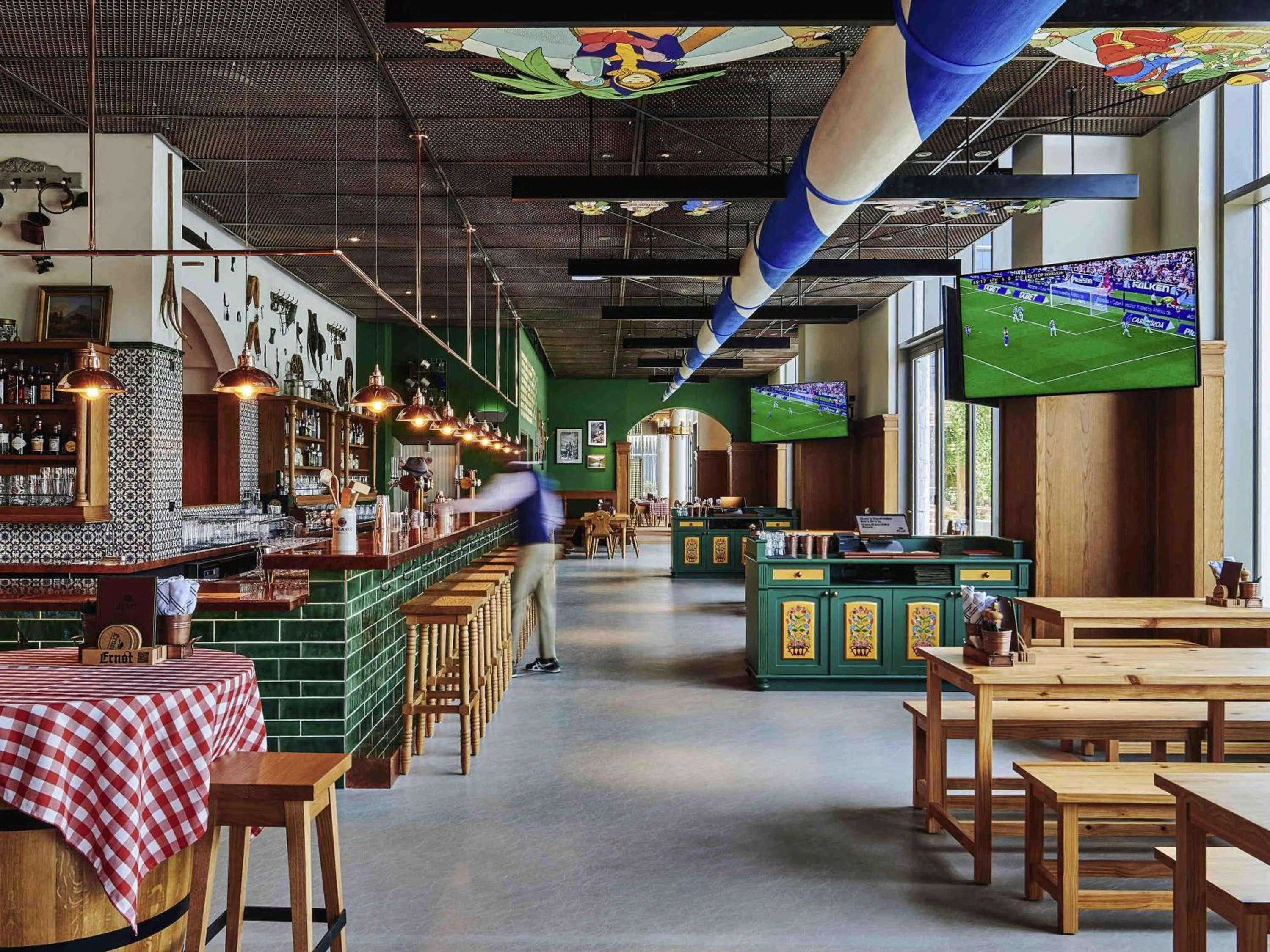 Restaurant/places to eat in 25hours Hotel Dubai One Central