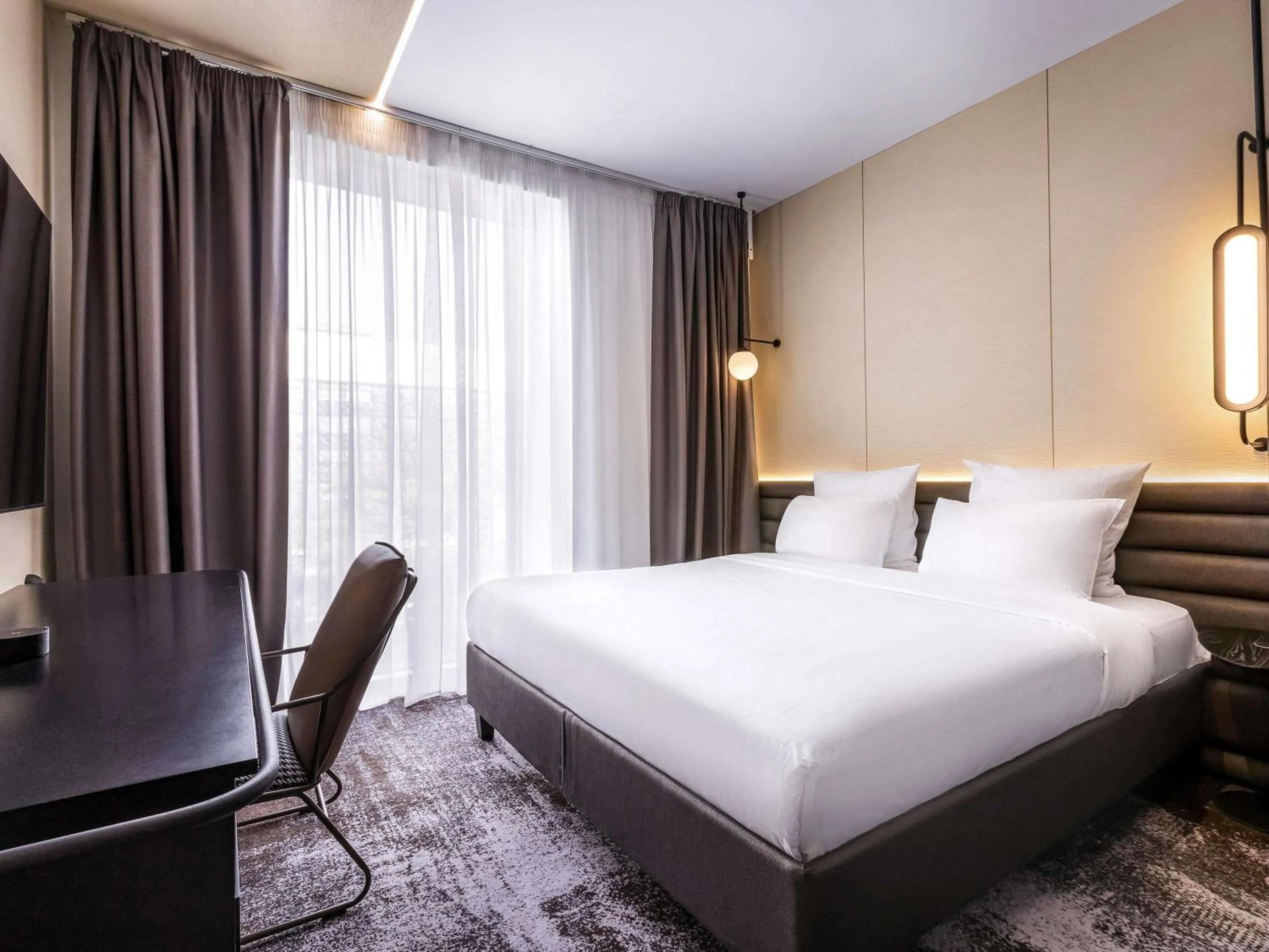 Bedroom, Bed in Novotel Living Almaty Jetisu