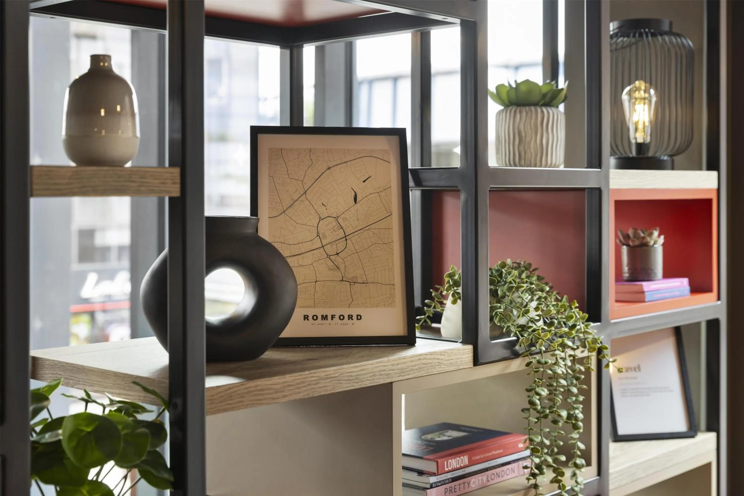 Lobby or reception in Spark by Hilton London Romford