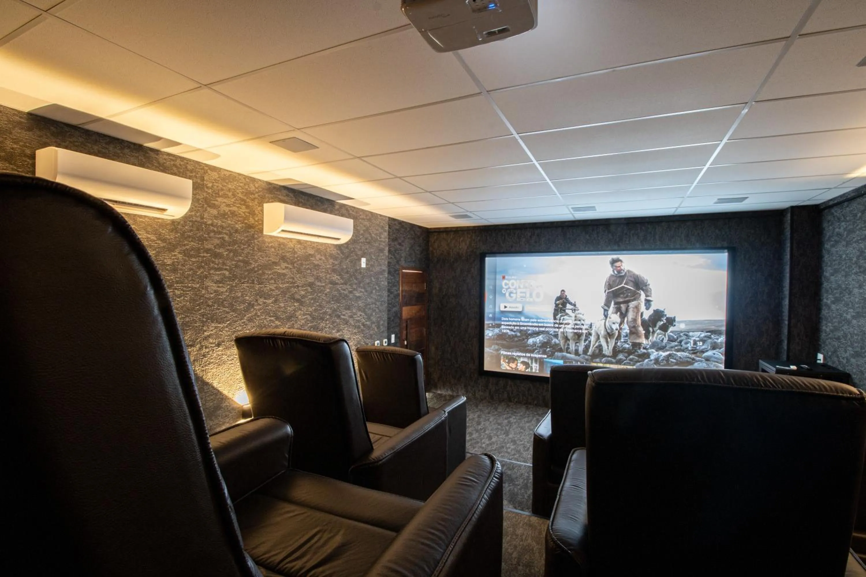 Communal lounge/ TV room in Ipioca Beach Resort Maceió