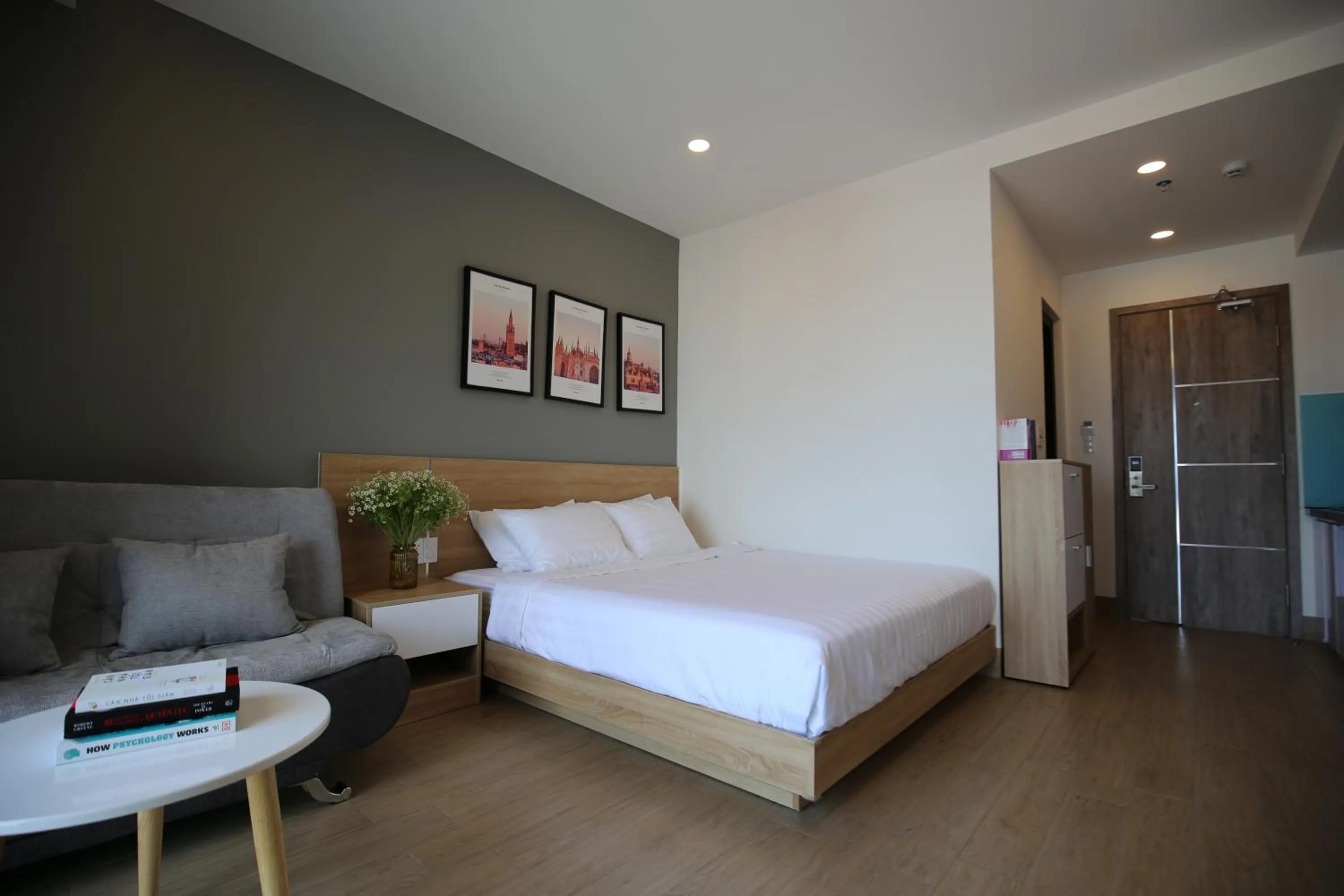 Bedroom, Bed in TDMAISON Hotel & Apartment