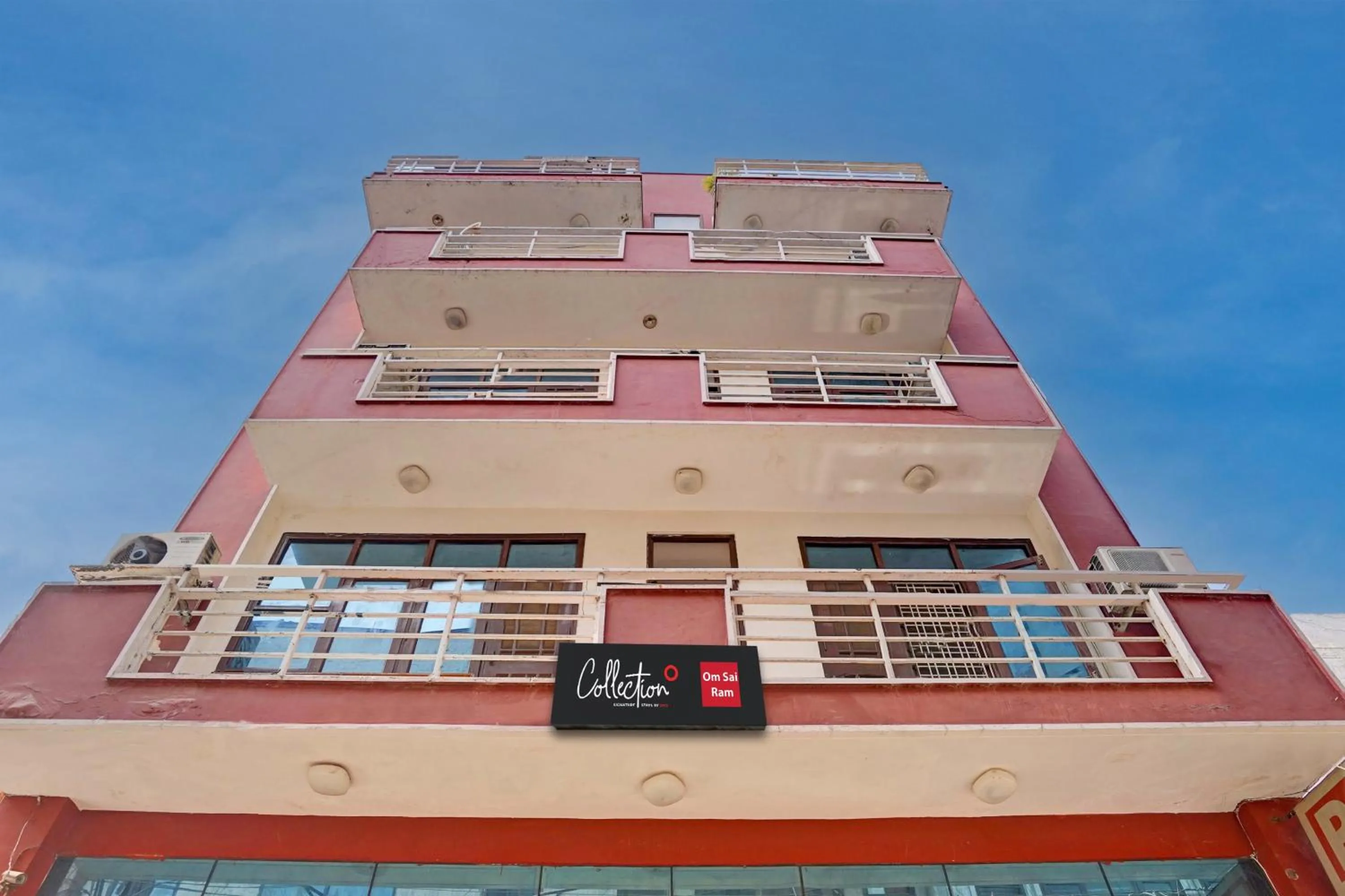 Facade/entrance in Super Hotel O VPS Residency