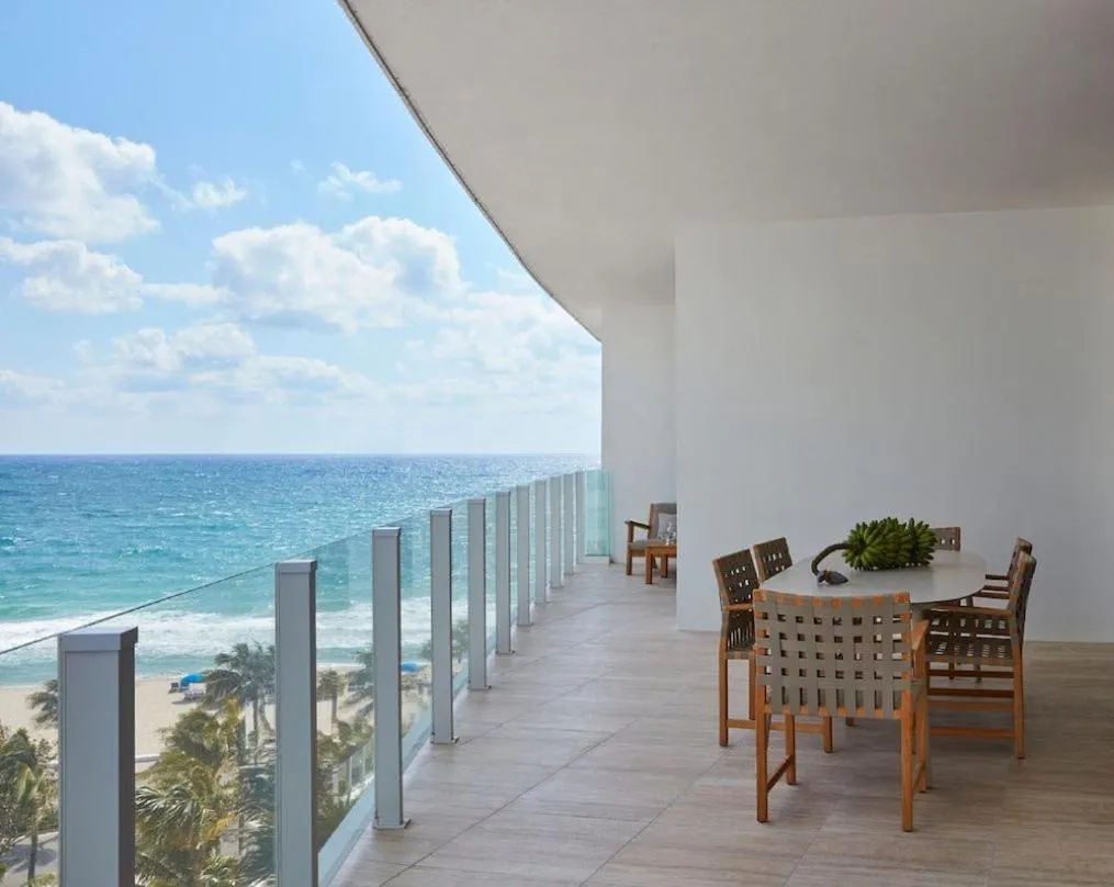 Four Seasons Hotel and Residences Fort Lauderdale