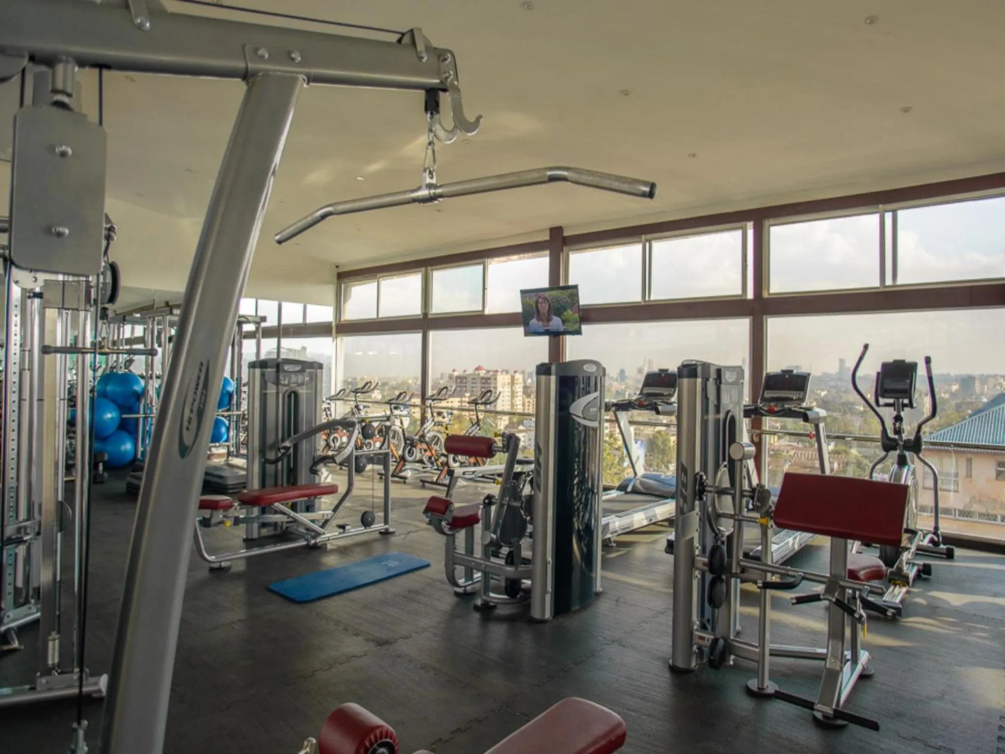 Fitness centre/facilities in Diamond Plaza Apartments