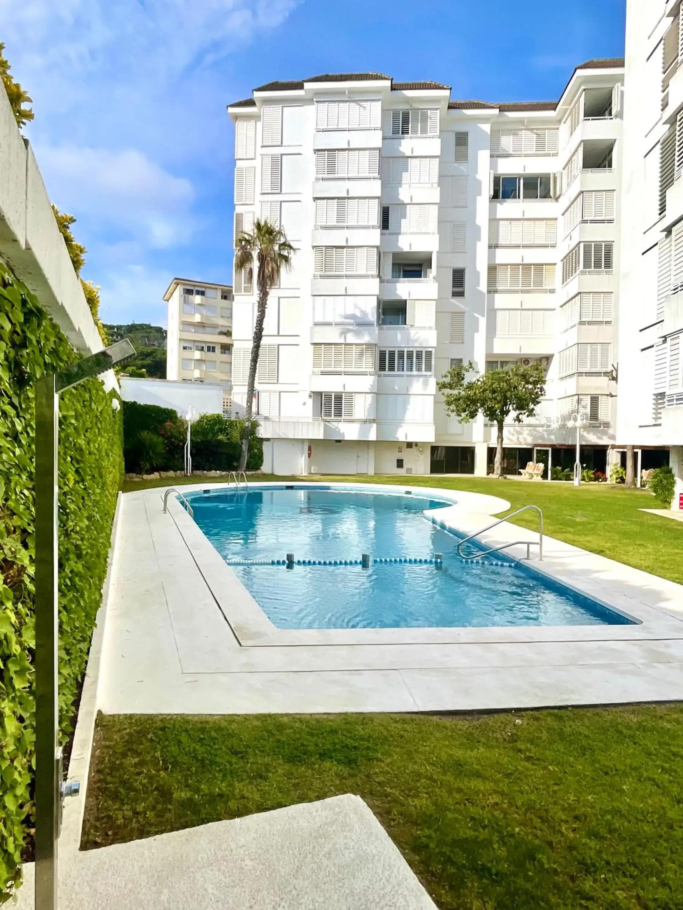 LA MER BLEUE, Boutique Apartament with free parking, full equipped in Fenals Beach LA MER BLEUE, Boutique Apartament with free parking, full equipped in Fenals Beach