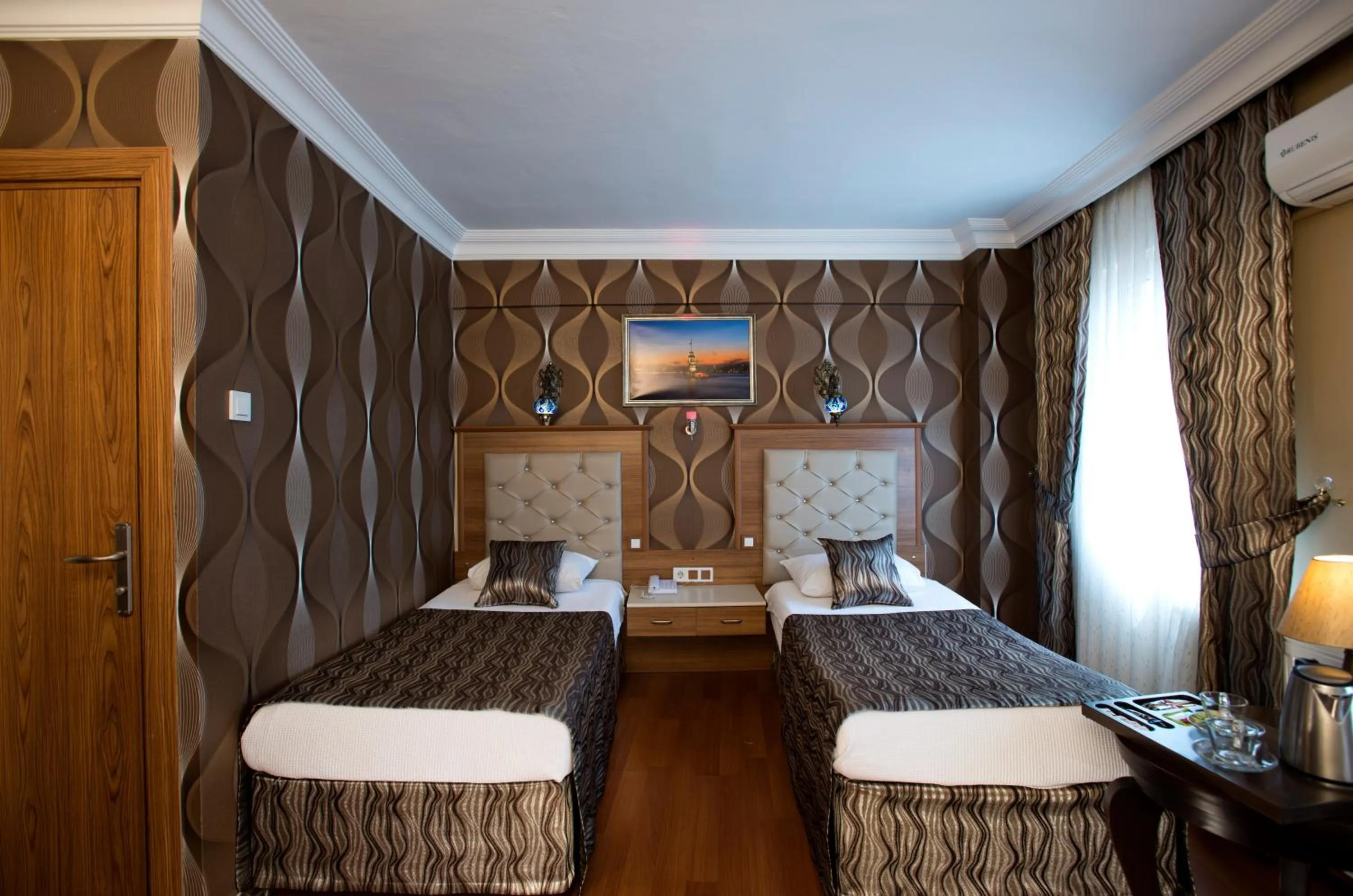 Photo of the whole room, Bed in Şirin Hotel