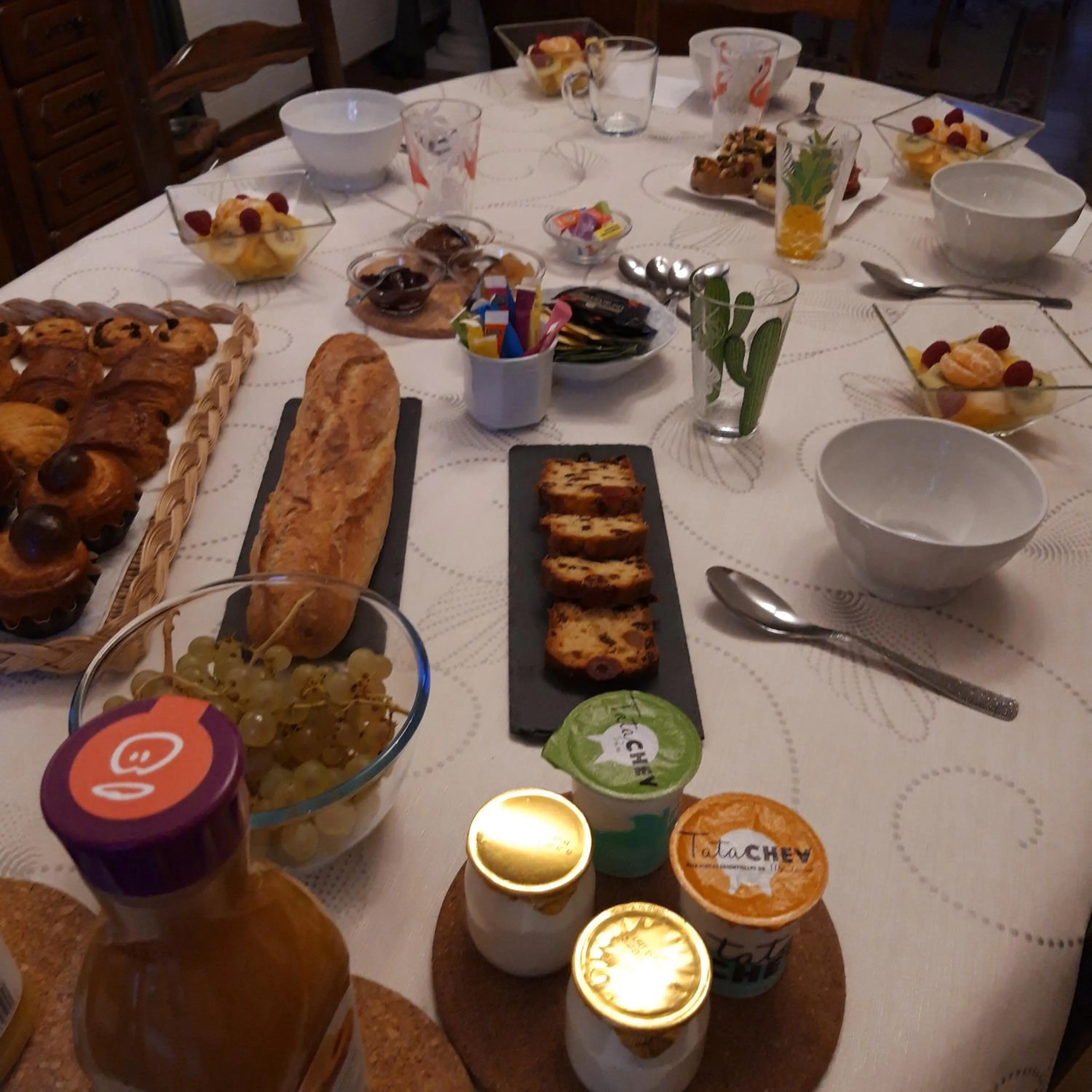 Breakfast in L'EDEN proche du Zoo de Beauval de Saint Aignan