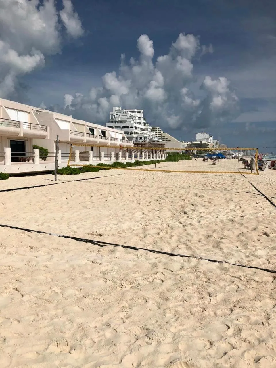 Beach in Amazing Caribbean Ocean view at Villas Marlin in Cancun