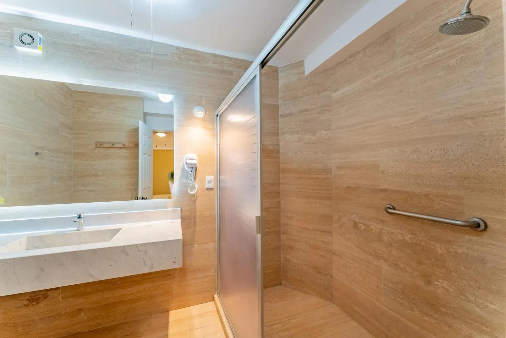 Amazing Caribbean Ocean view at Villas Marlin in Cancun