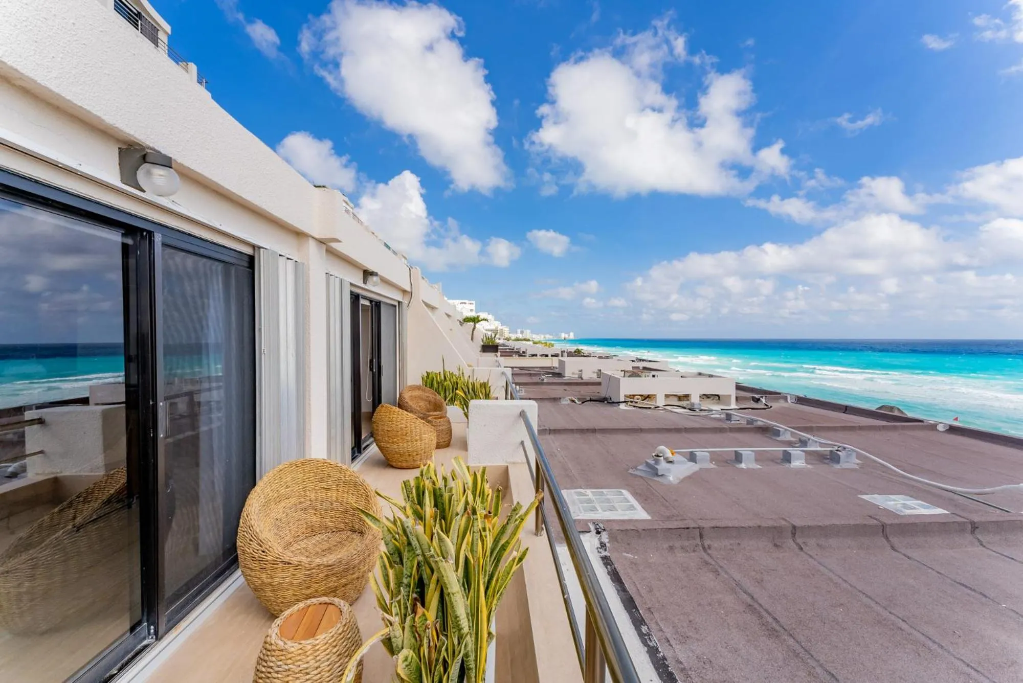 Amazing Caribbean Ocean view at Villas Marlin in Cancun