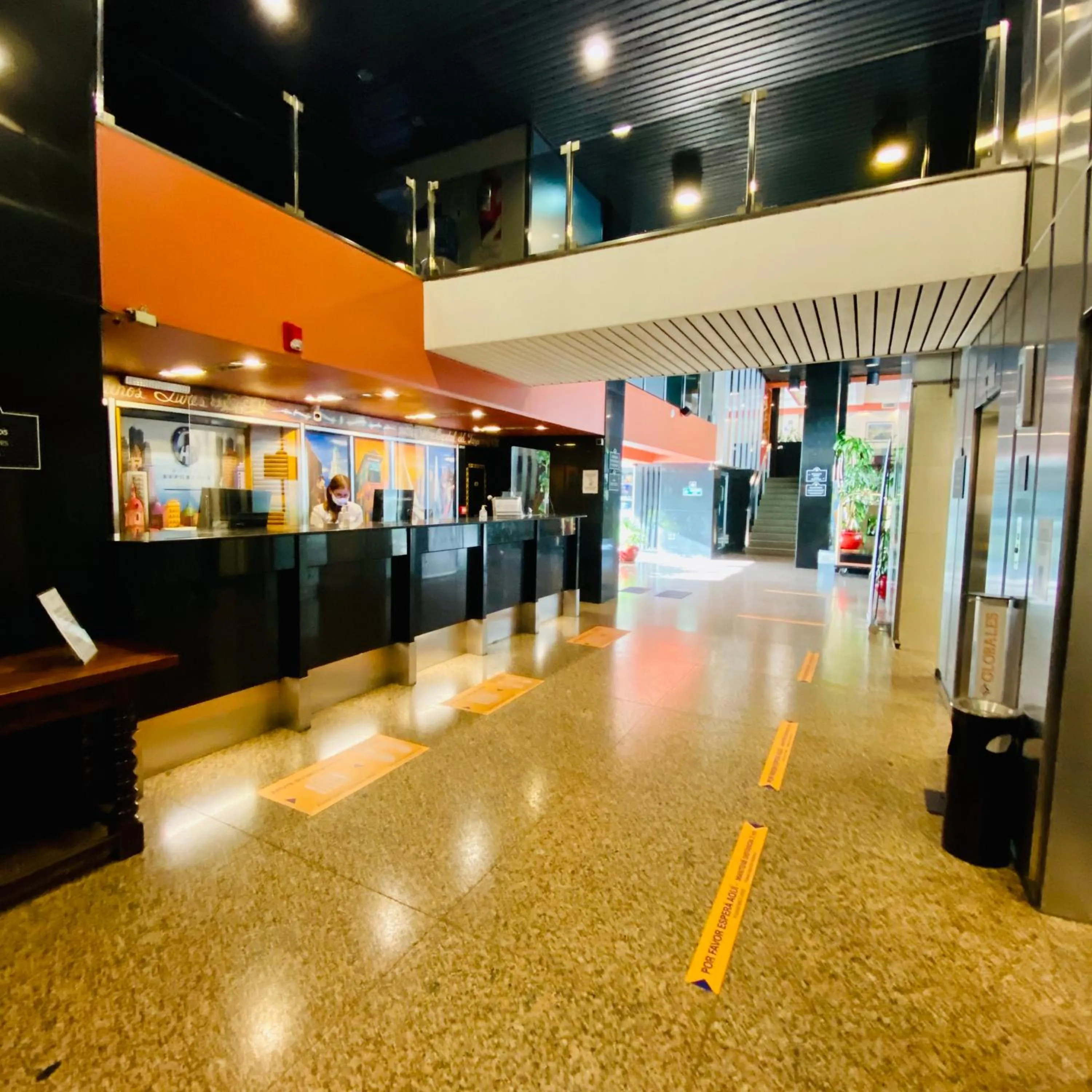 Property building in Globales Republica