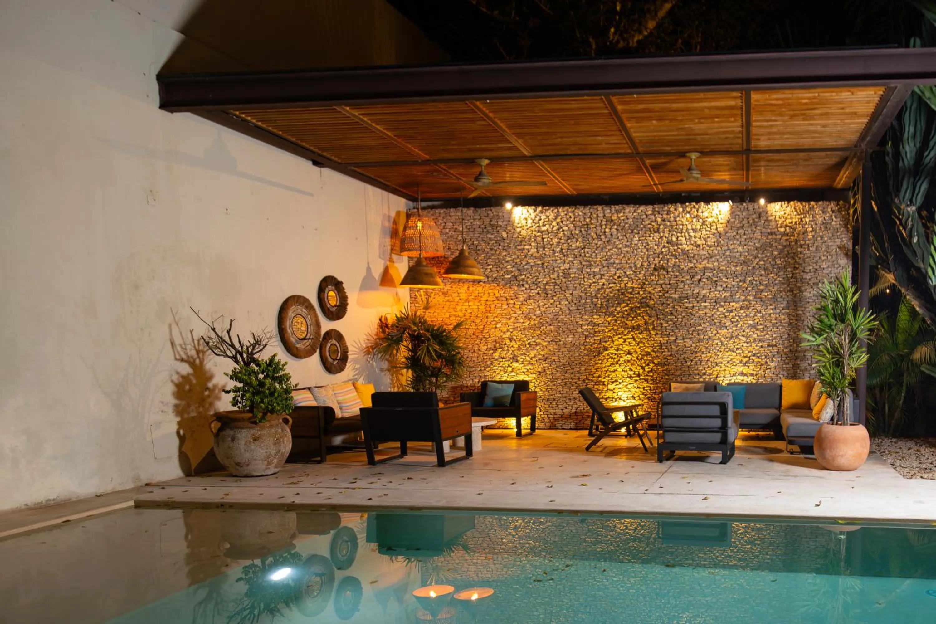 Swimming pool in DECU DOWNTOWN