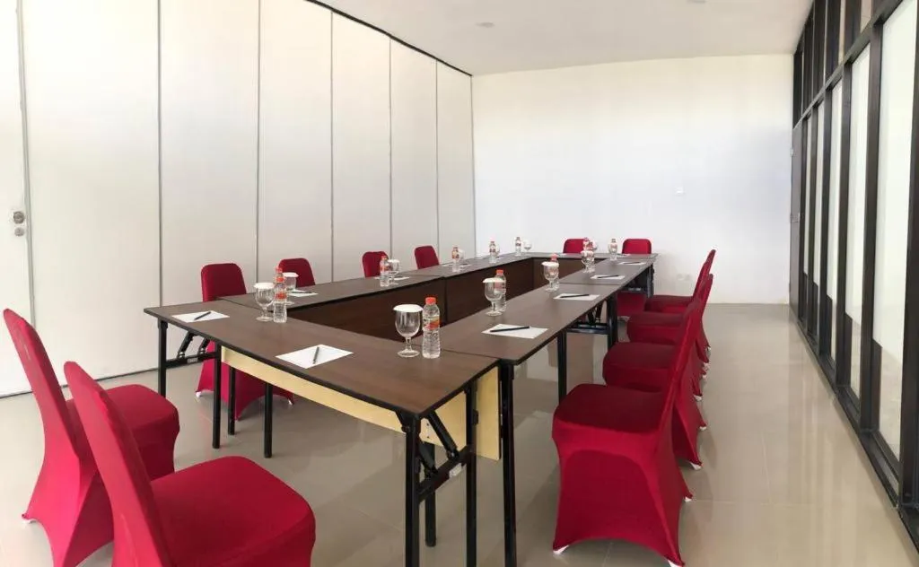 Meeting/conference room in Coffee Hotel Akasi Dolok Sanggul