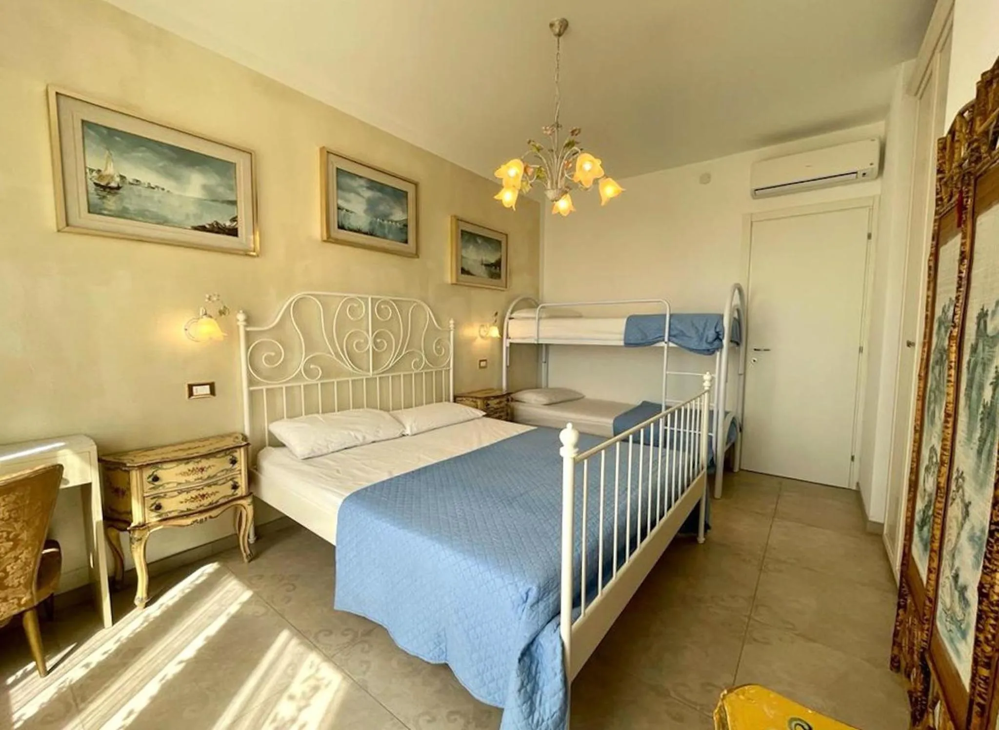 Precious sea view apartment
