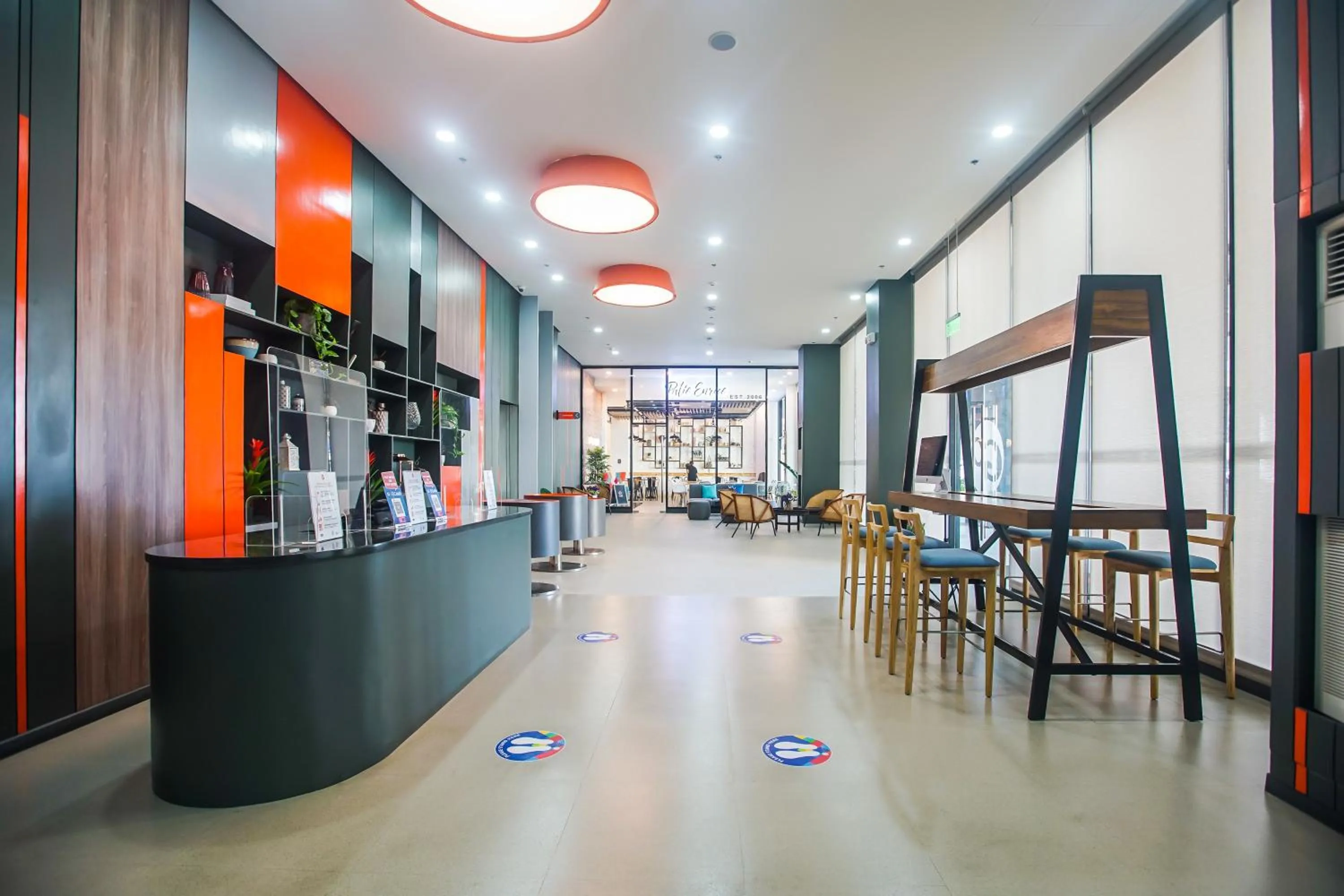 Lobby or reception in Go Hotels Plus Tuguegarao