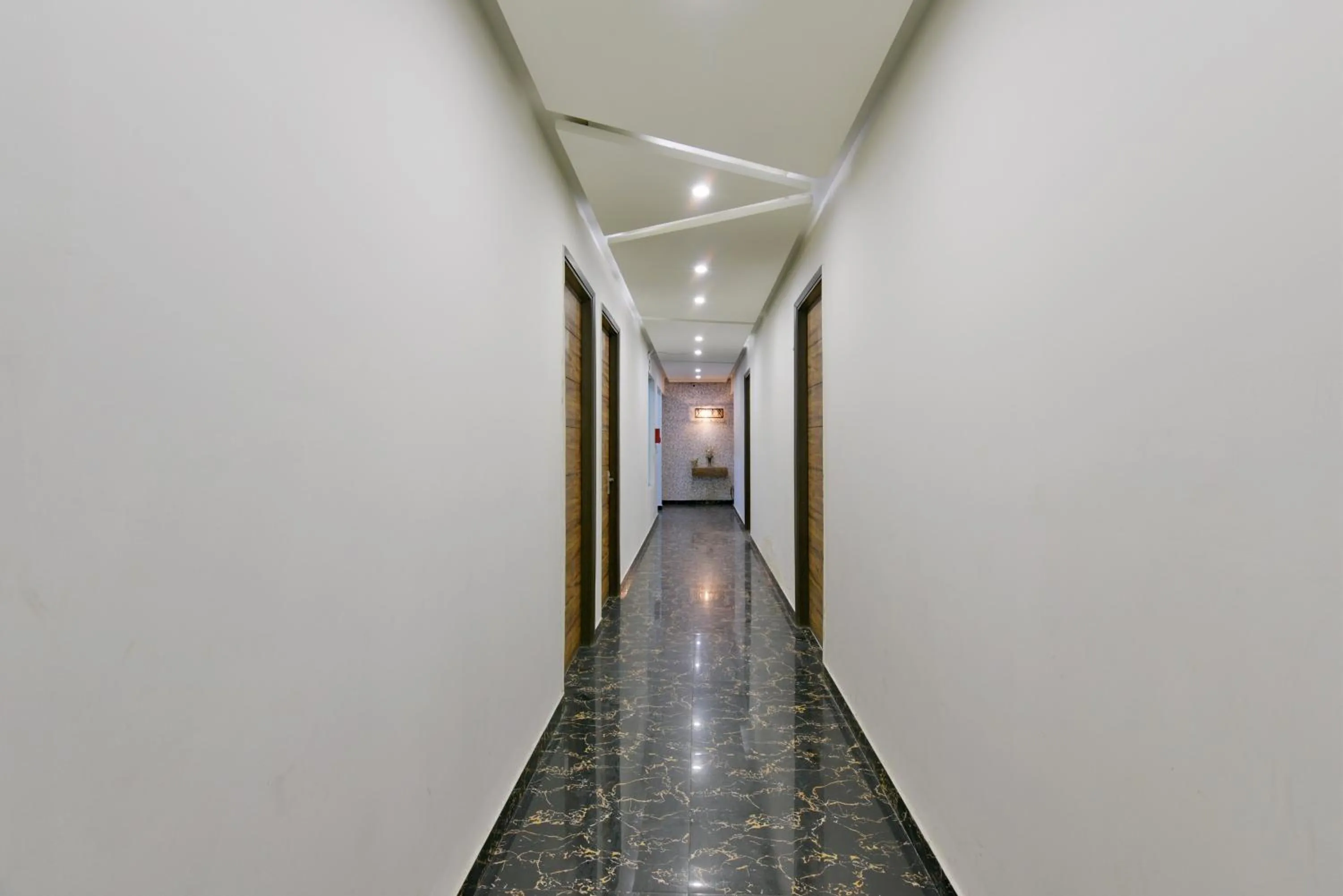 Balcony/Terrace in Hotel Fortune Inn By F9 Hotels