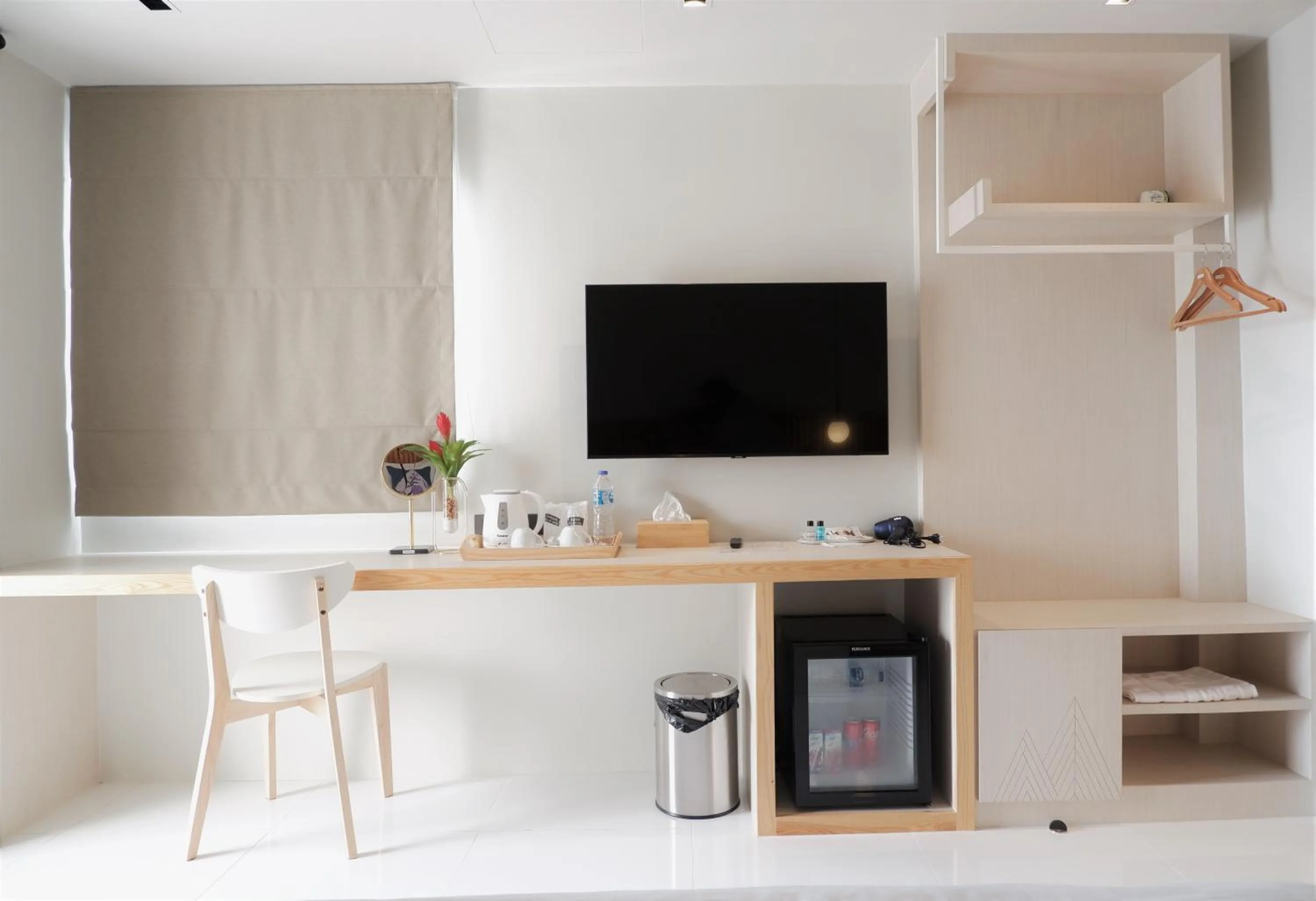 TV and multimedia in LA PINO HOTEL