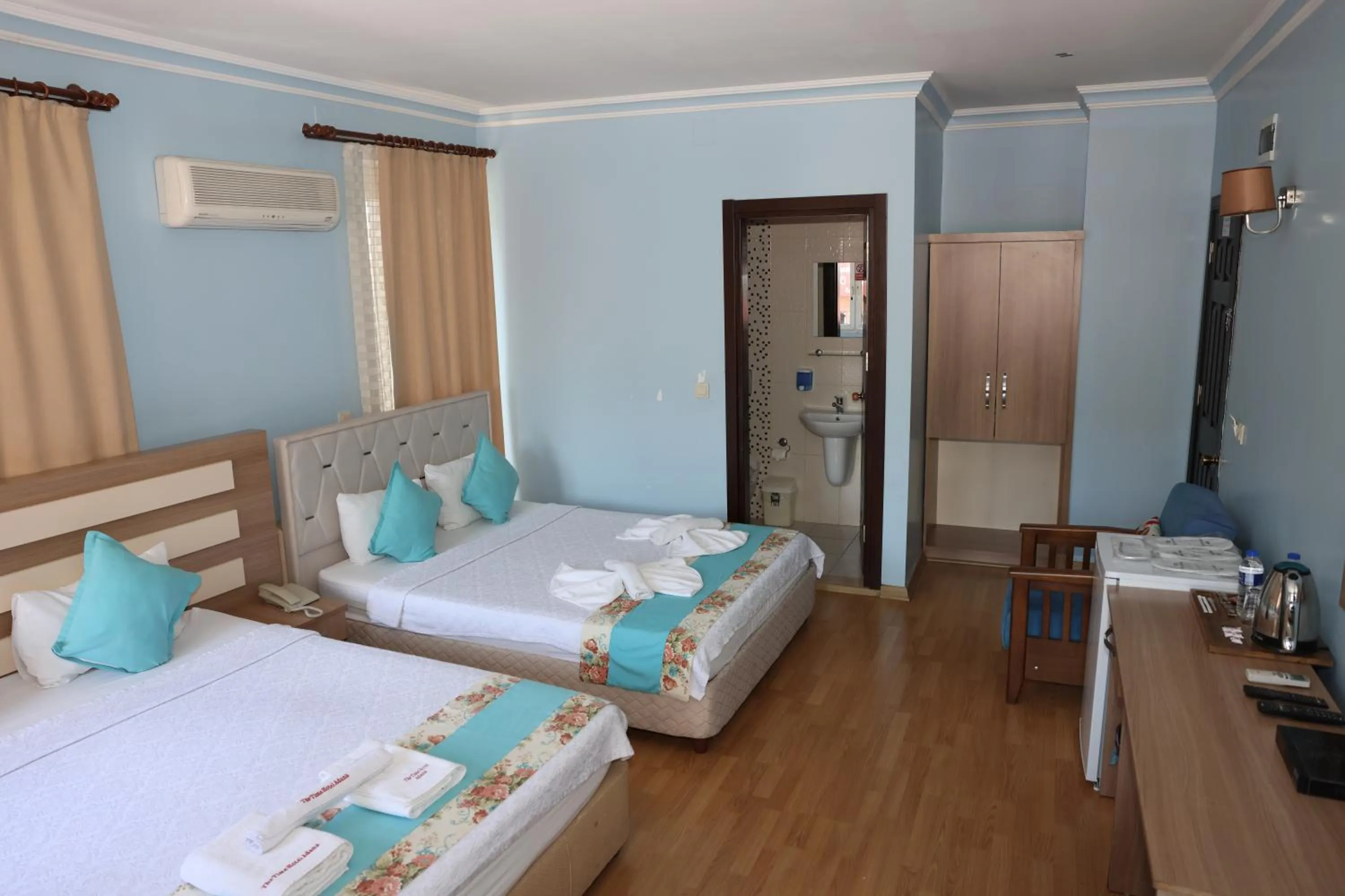 Bed in Dünya Otel Adana