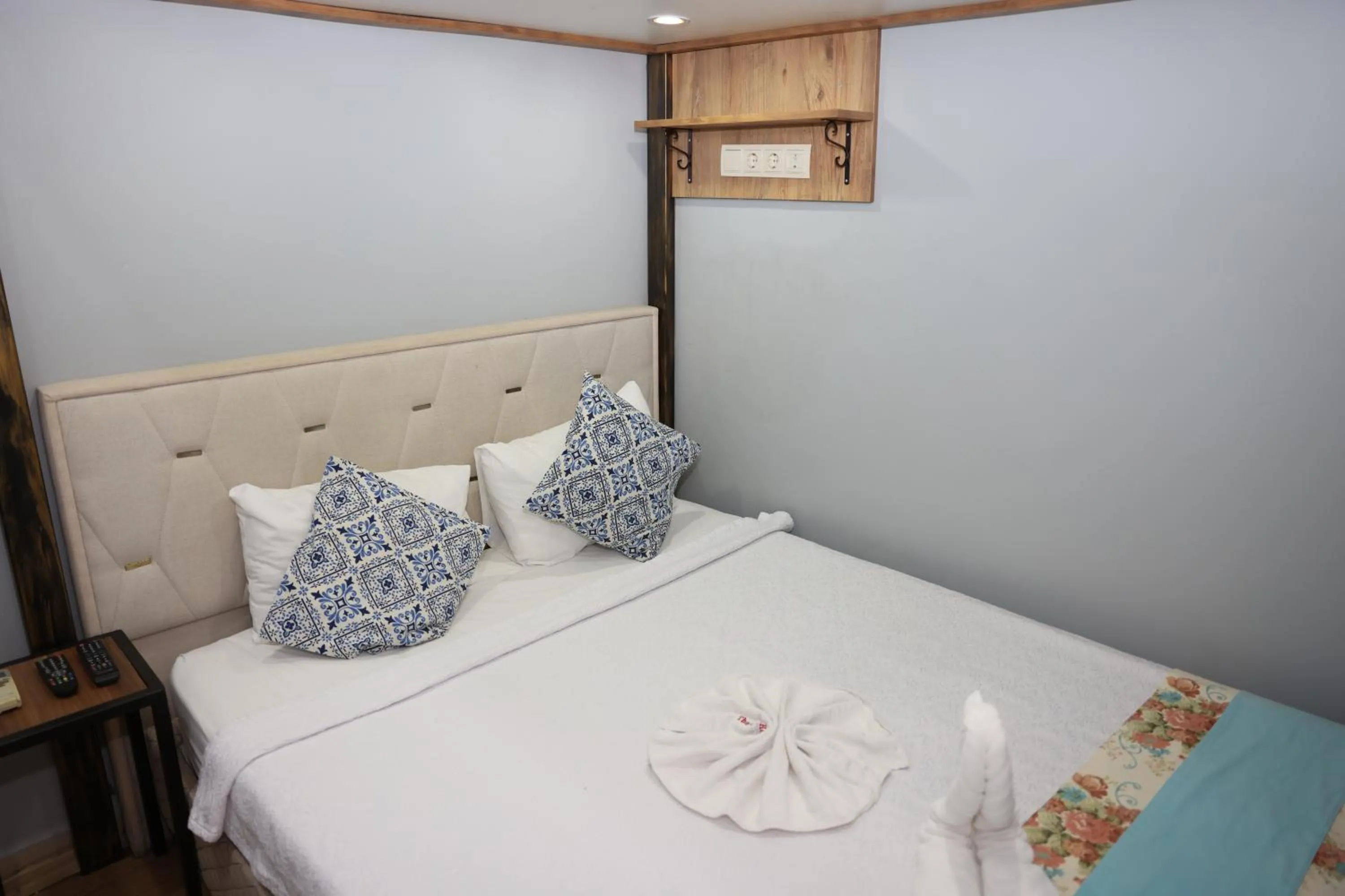 Bed in Dünya Otel Adana