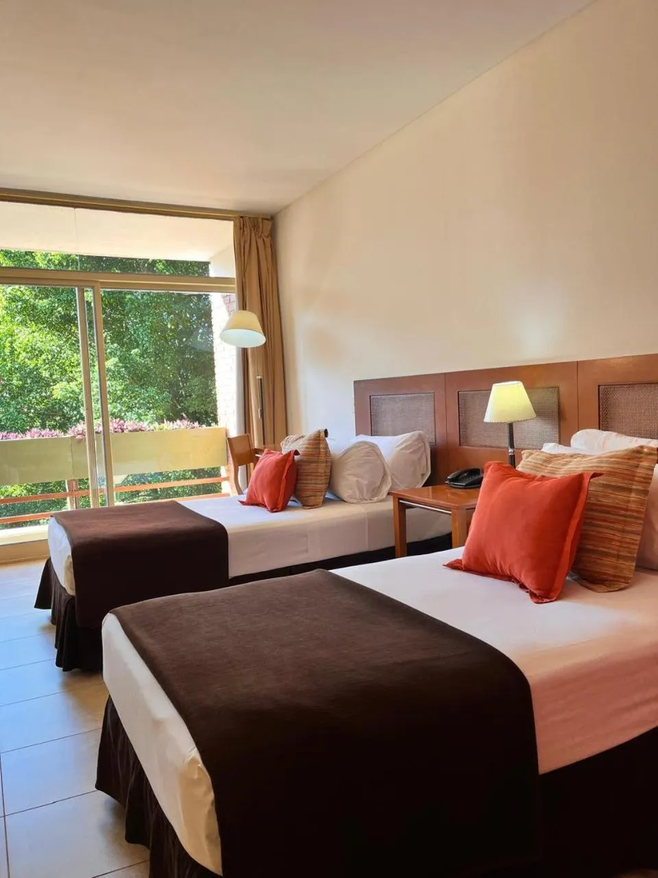 Bedroom, Bed in Hotel Raices Esturion