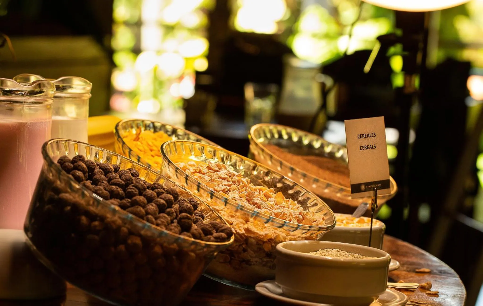 Buffet breakfast in Hotel Raices Esturion