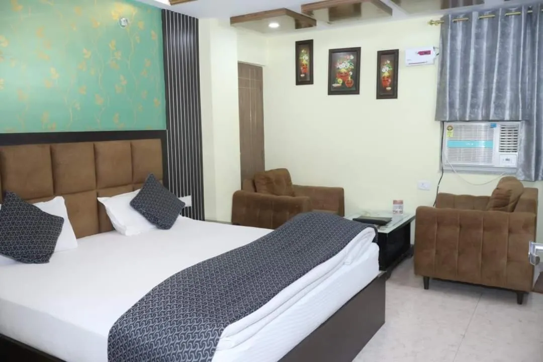 Bed in Hotel Prem Residency