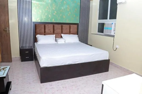 Bed in Hotel Prem Residency