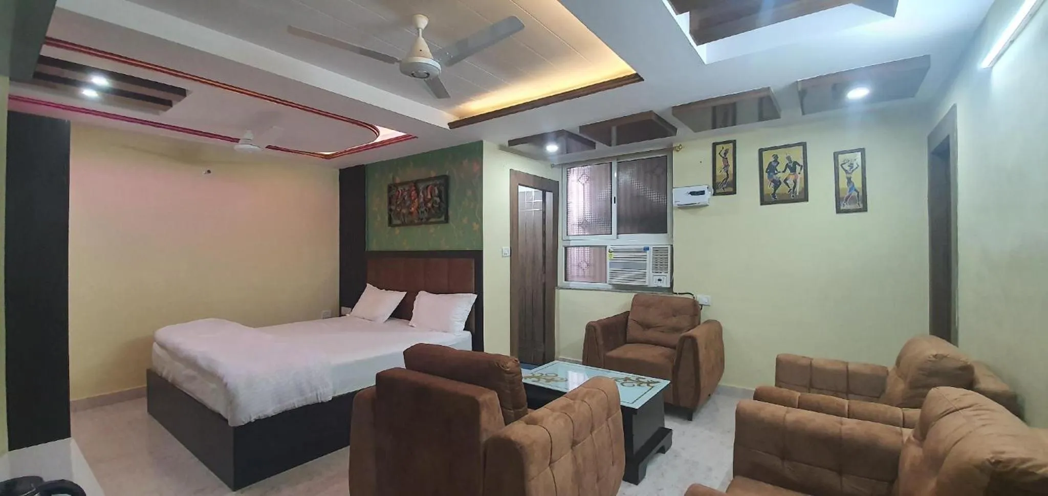 Bed in Hotel Prem Residency