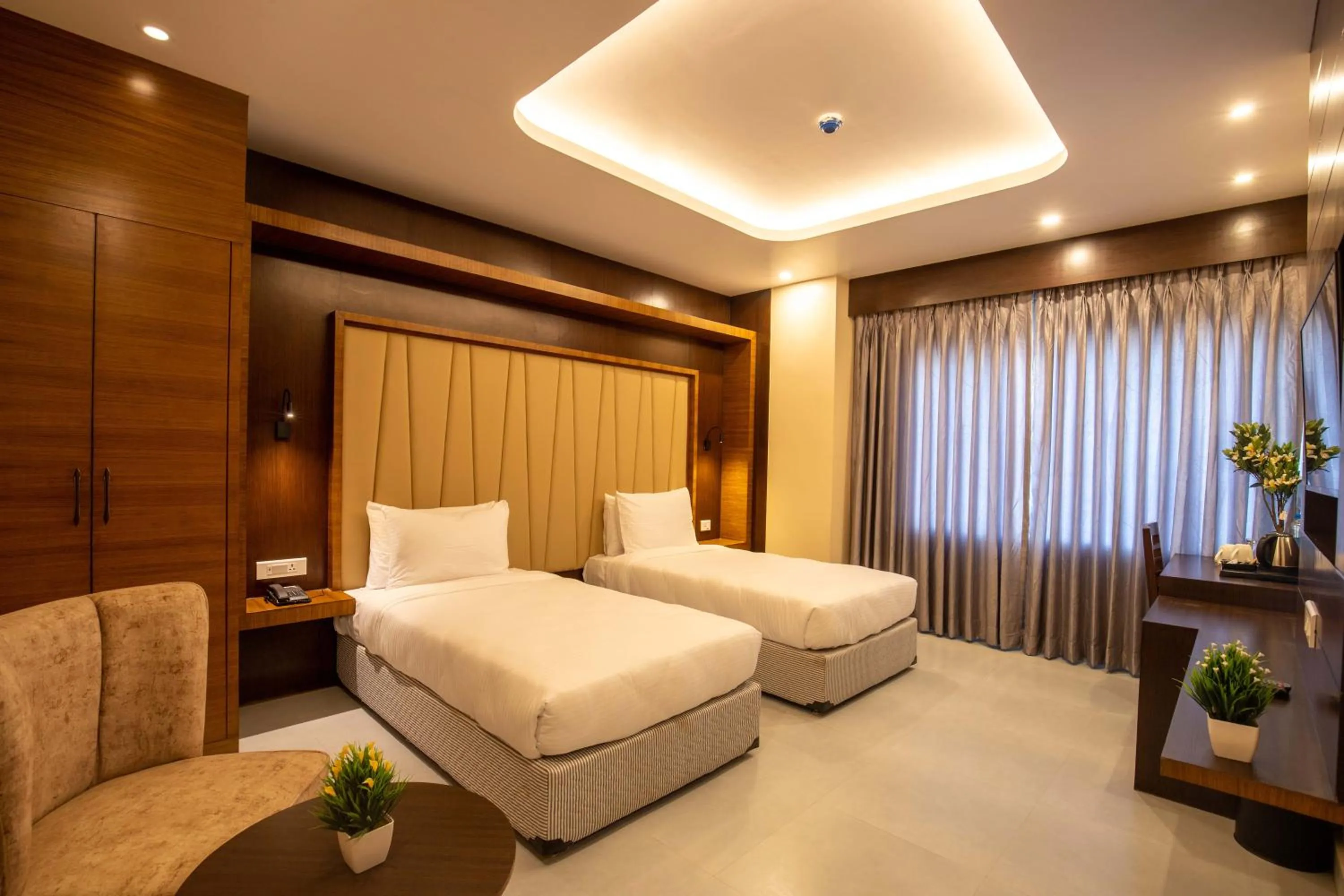 Game Room, Bed in Hotel Palm International