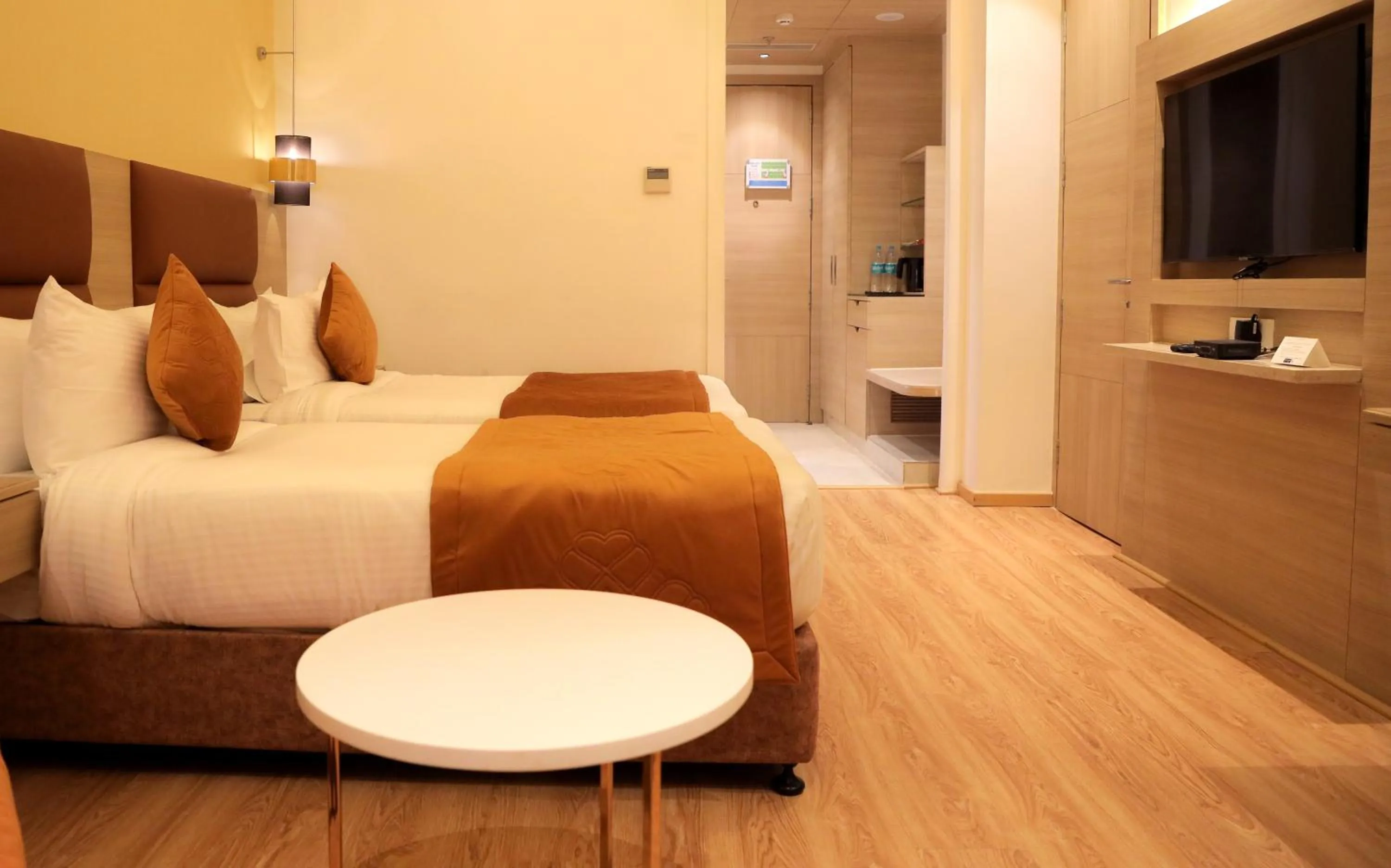 Photo of the whole room, Bed in Best Western Vrindavan