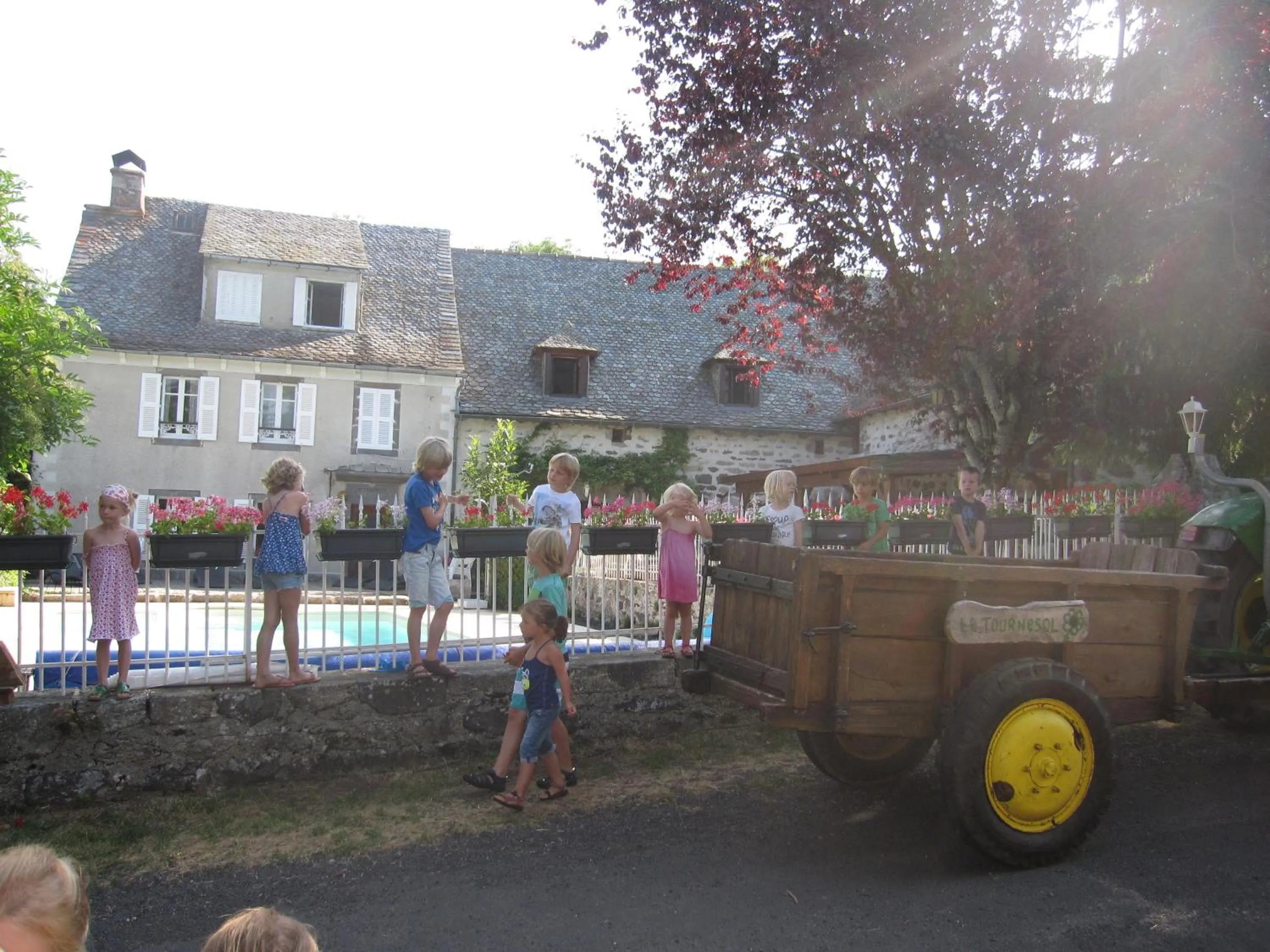 Facade/entrance in Le clos de Banes
