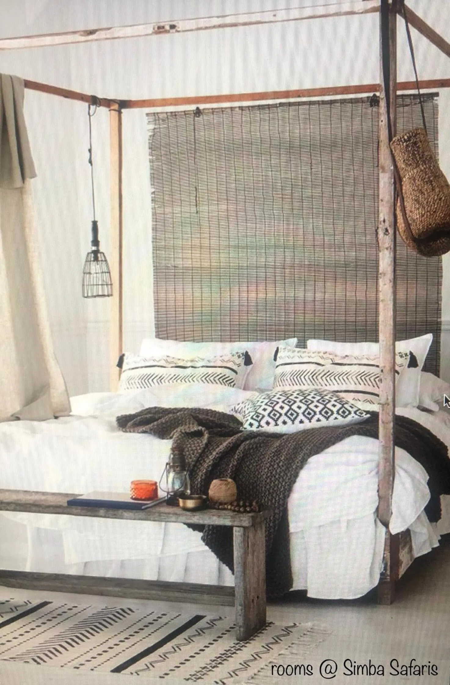 Bedroom, Bed in Simba Safaris African Pride Exotic Lodge