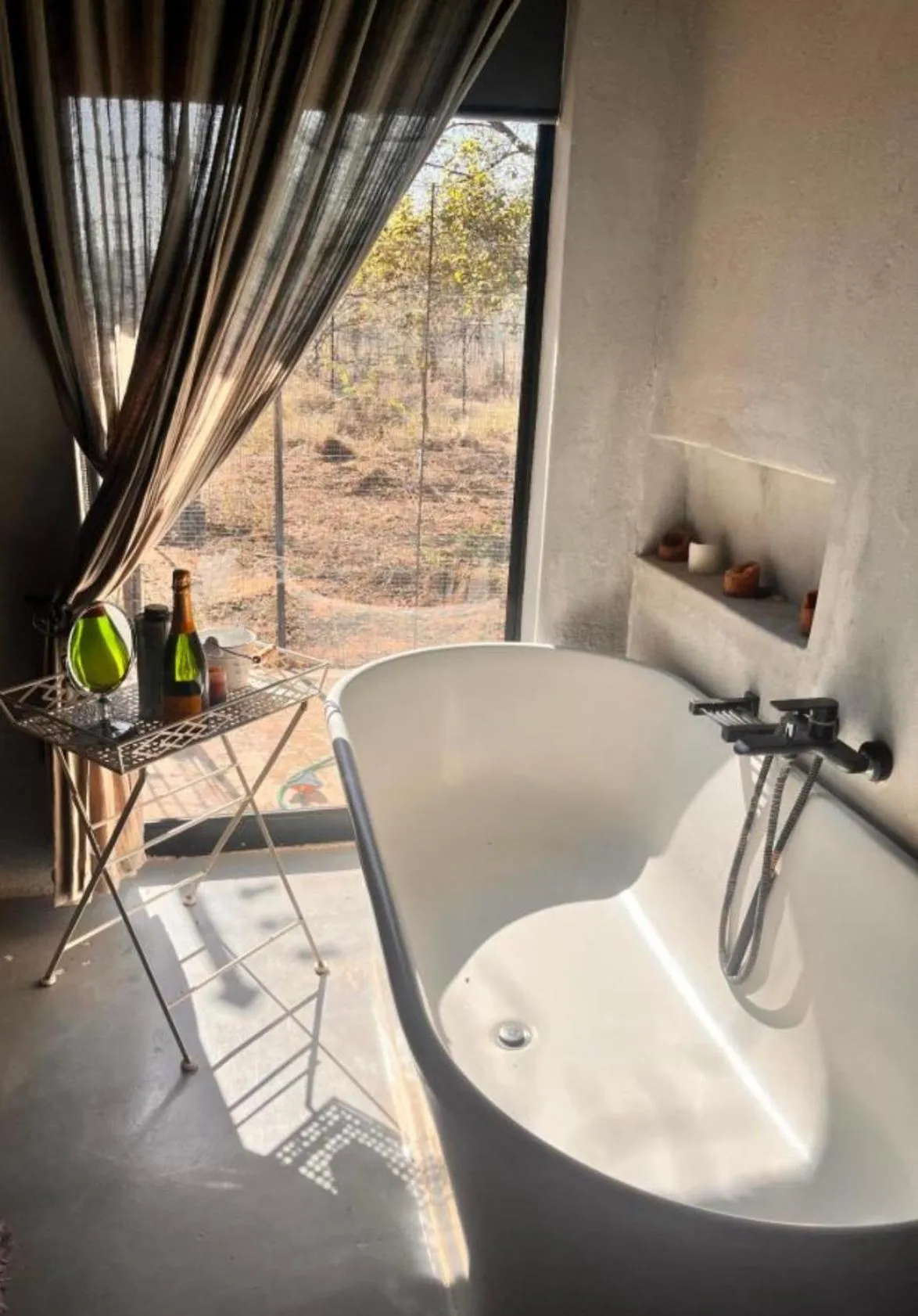 Bathroom in Simba Safaris African Pride Exotic Lodge