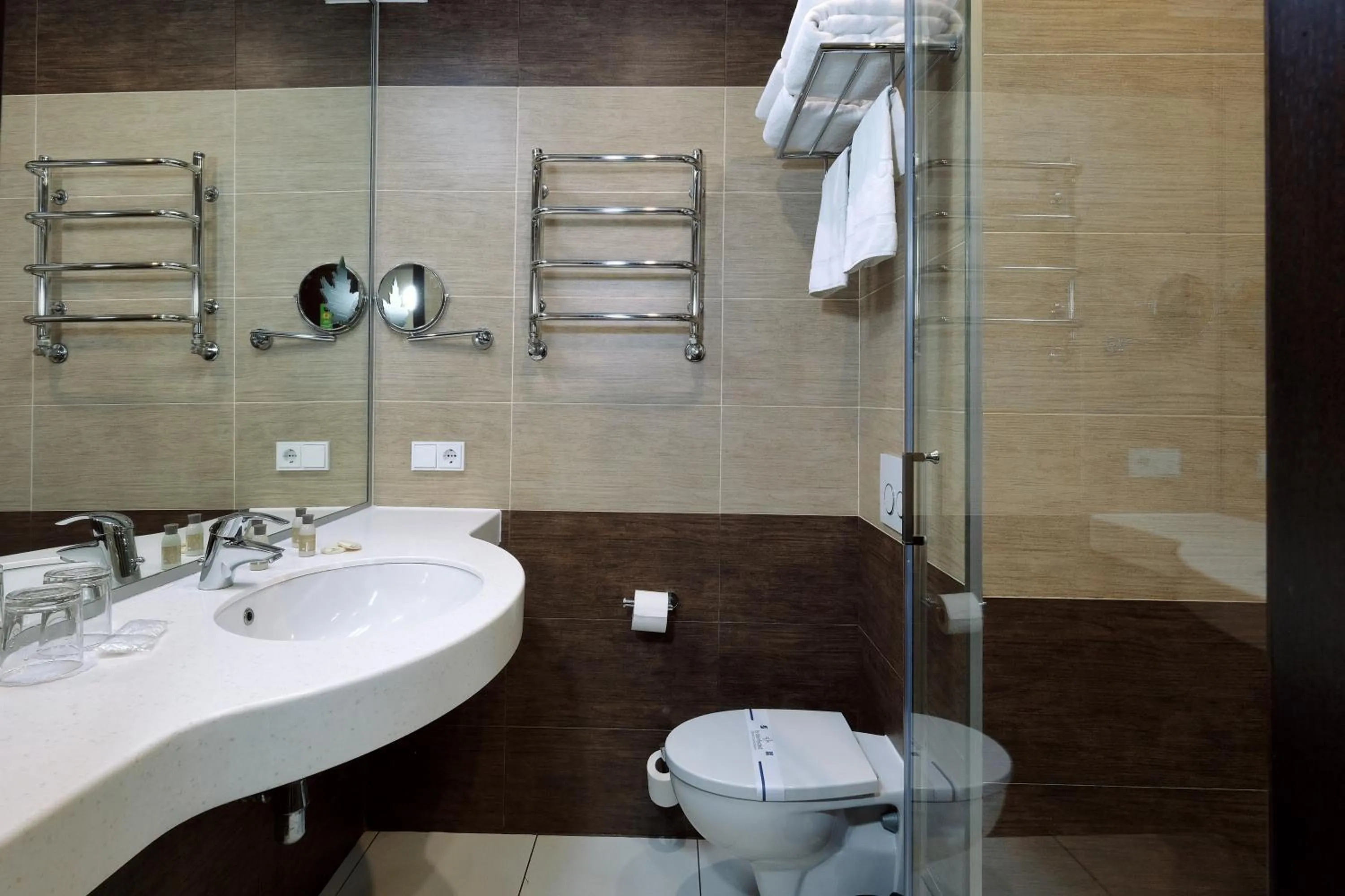 Shower in Rius Hotel Lviv