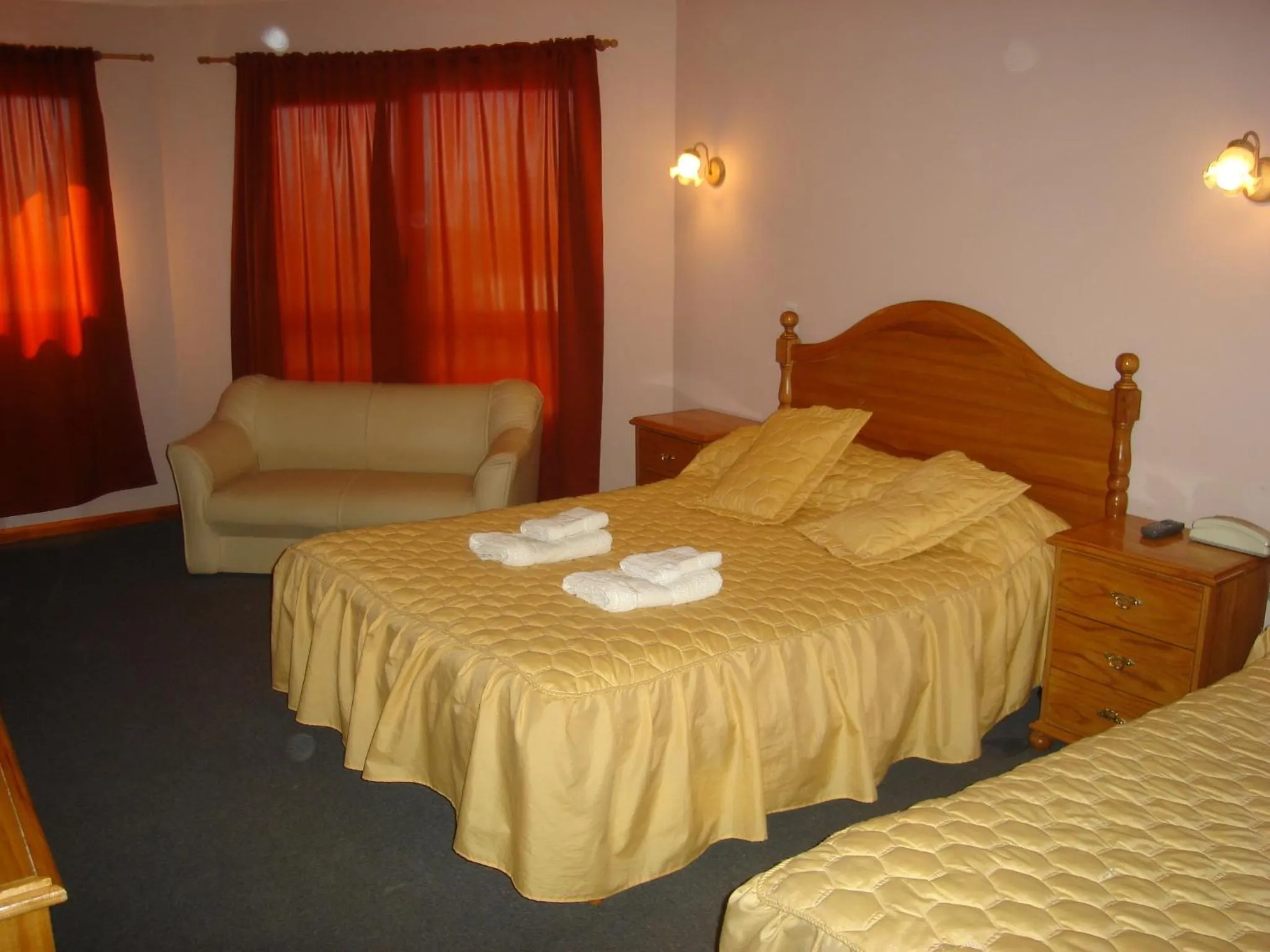 Photo of the whole room, Bed in Kelta Hotel El Calafate