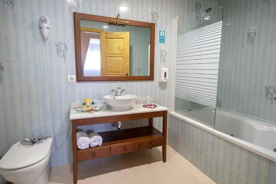 Bathroom in Hotel El Tratado